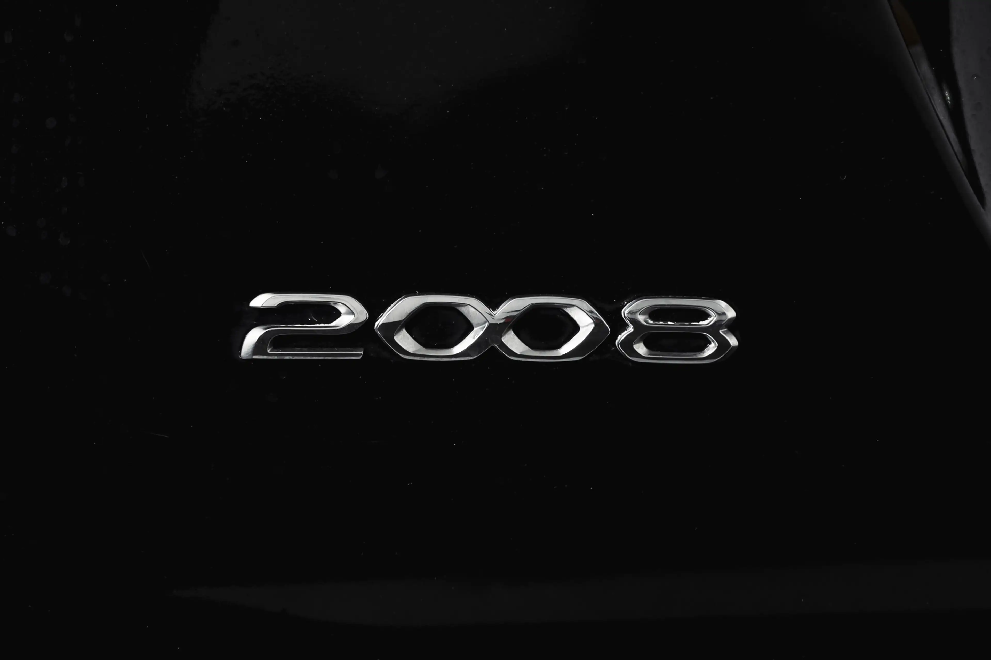 Peugeot 2008 1.2 PureTech 100 PK Allure | Cruise | PDC | Camera — photo 10