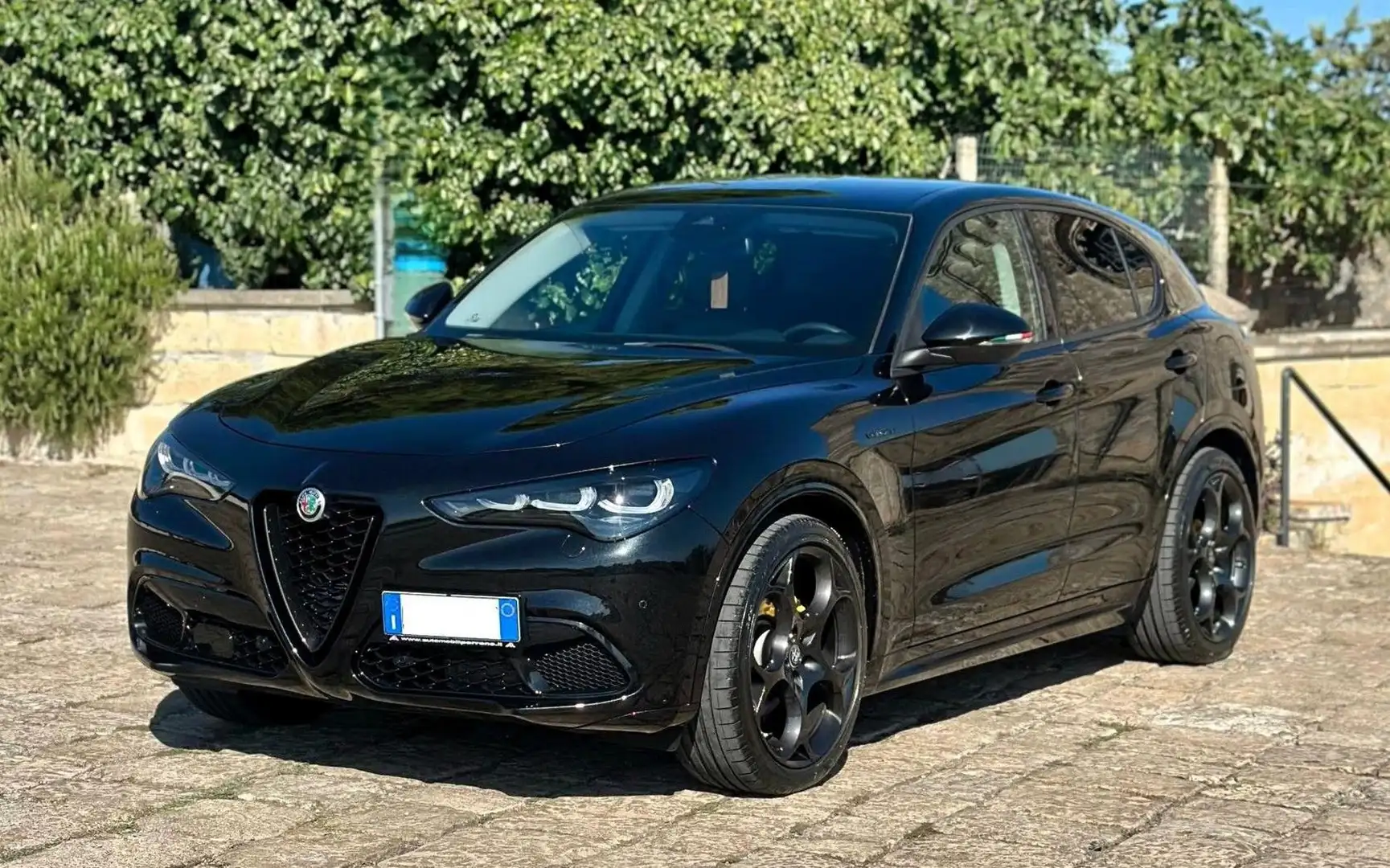 Alfa Romeo Stelvio 2.2 TD 180cv AT8 RWD Veloce Zwart - 1