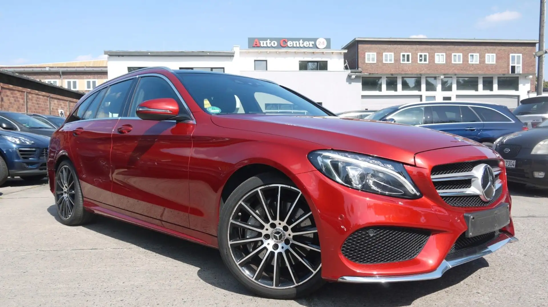Mercedes-Benz C 300 T  Autom./ AMG Line/ Panorama- Schiebedach Red - 1