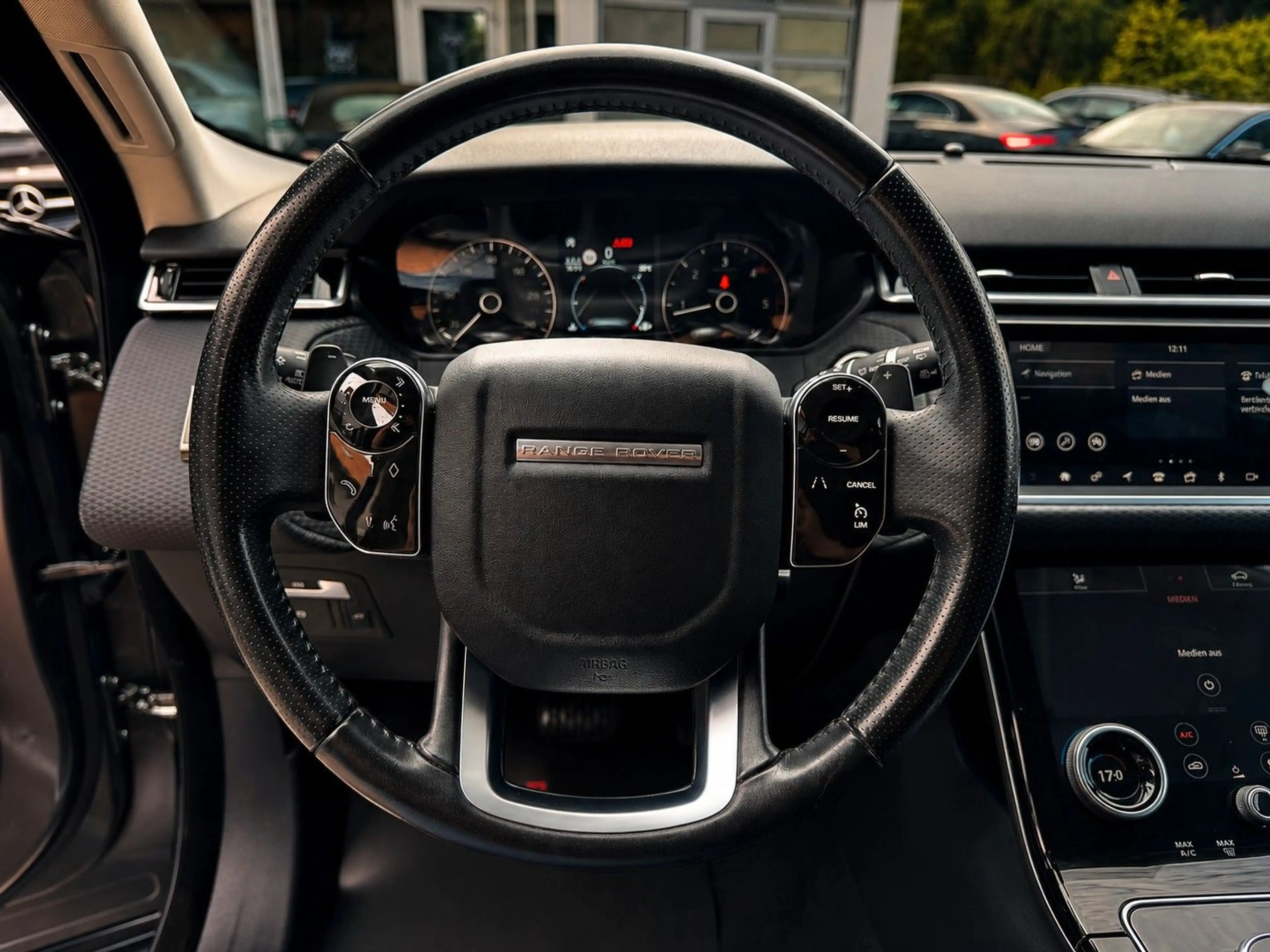 Land Rover Range Rover Velar S R-CAM/MEMORY/MERIDIAN/ — photo 11