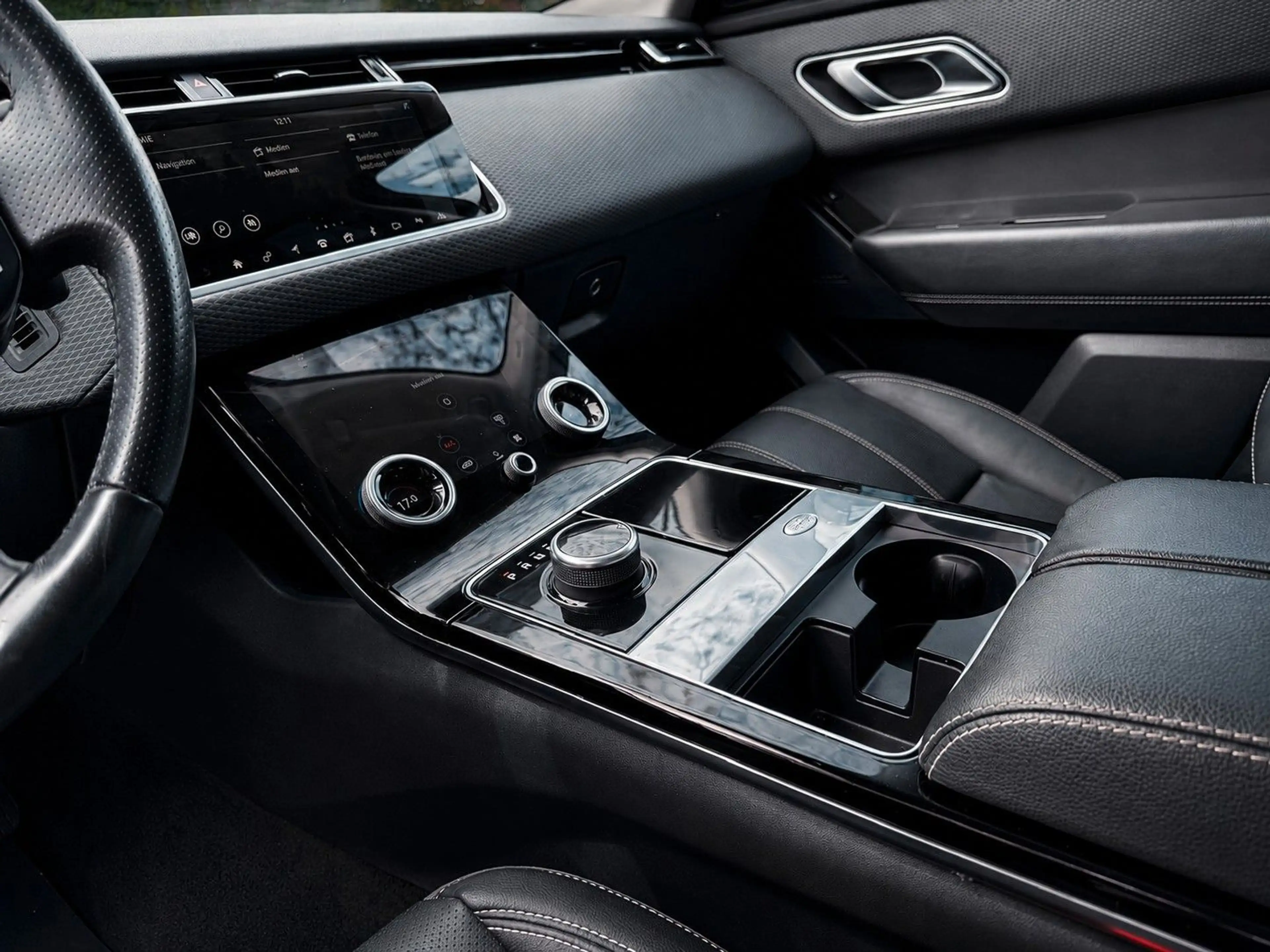 Land Rover Range Rover Velar S R-CAM/MEMORY/MERIDIAN/ — photo 14