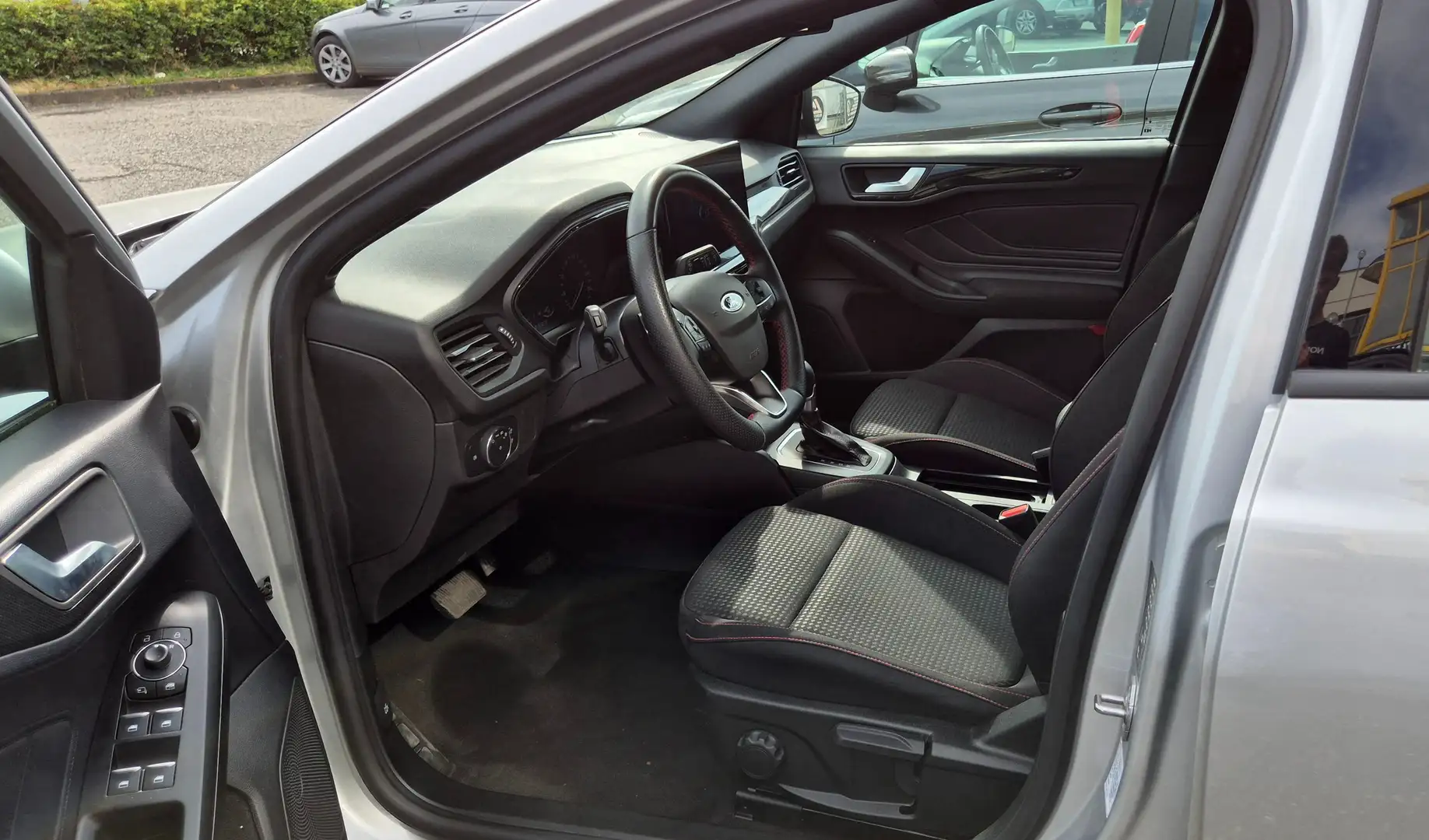Ford Focus Focus 1.0 ecoboost h ST-Line 125cv powershift Argento - 1