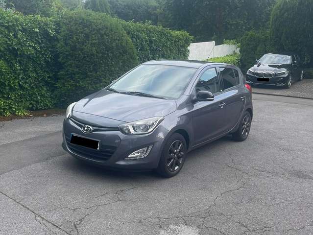 Imagine Hyundai i20 i20 1.2 Fifa World Cup Edition