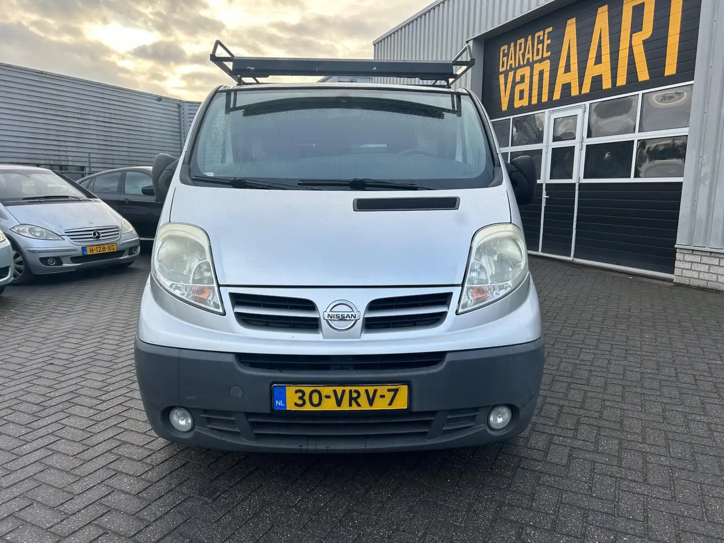 Nissan Primastar 90.27 2.0 dCi 310L | AIRCO | 3 ZITS | IMPERIAL | A Gri - 2