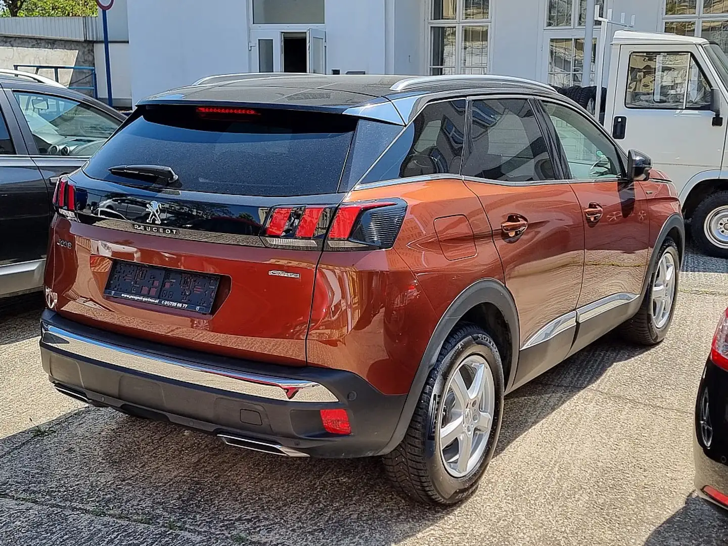 Peugeot 3008 1,2 PureTech 130 S&S EAT6 Allure - 2