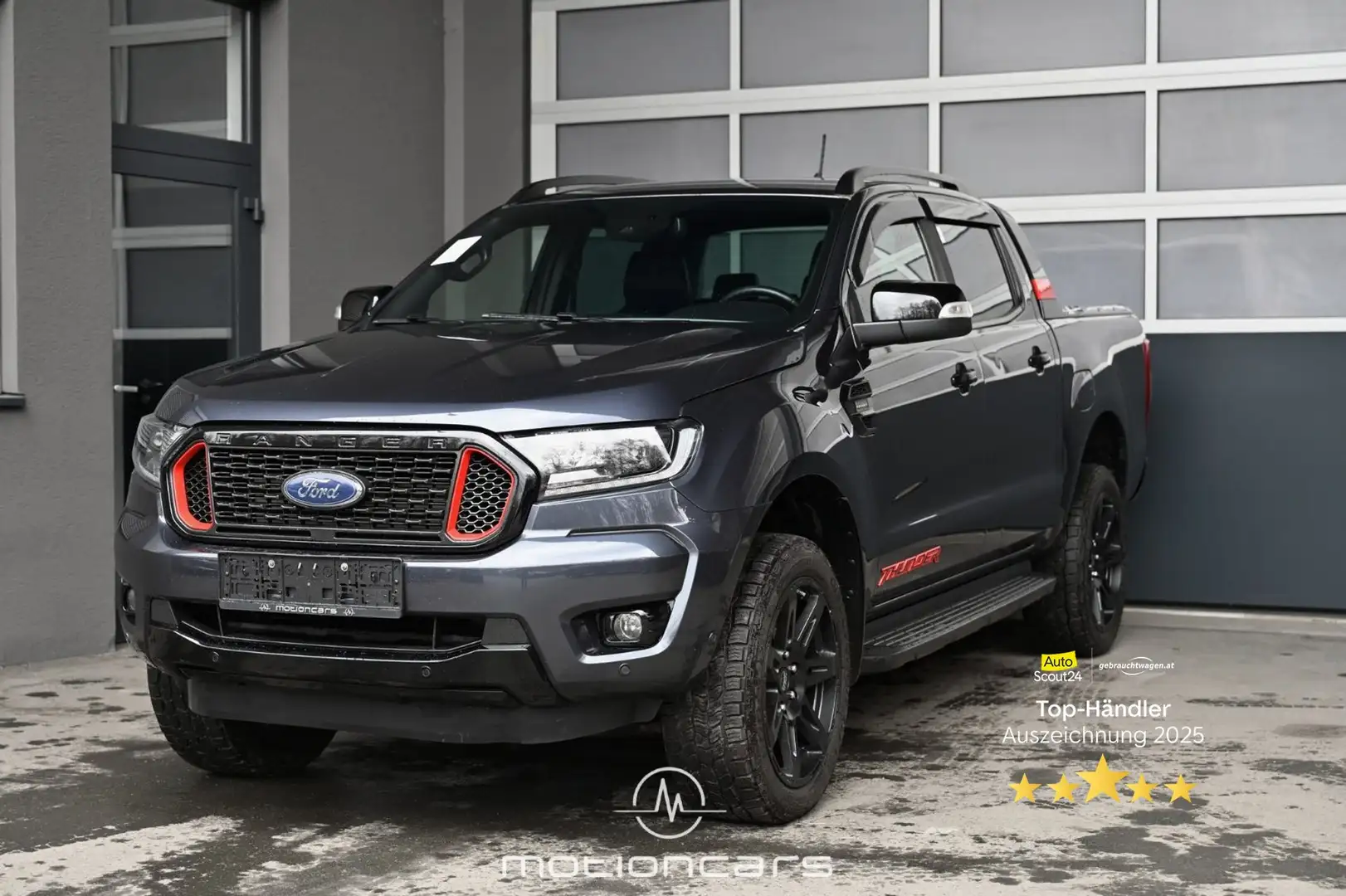 Ford Ranger 2.0 TDCi Thunder Wildtrack 4x4 Doppelkabine Grau - 1