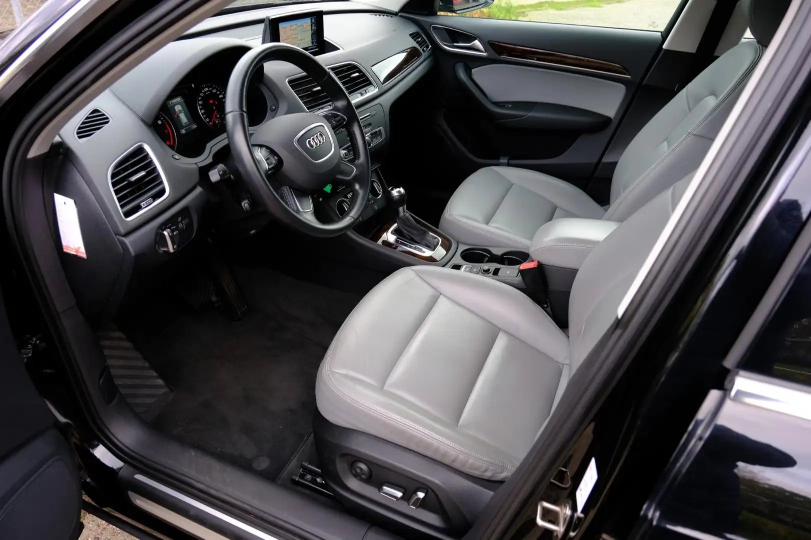 Audi Q3 1.4 TFSI CoD Aut. Pro Line Leer|Xenon|1e eig. Fekete - 2