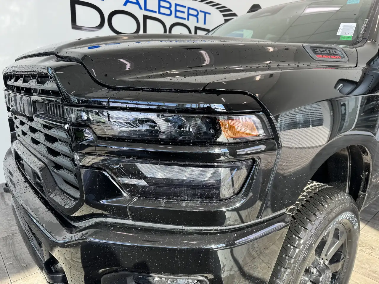 RAM 3500 снимка RAM 3500