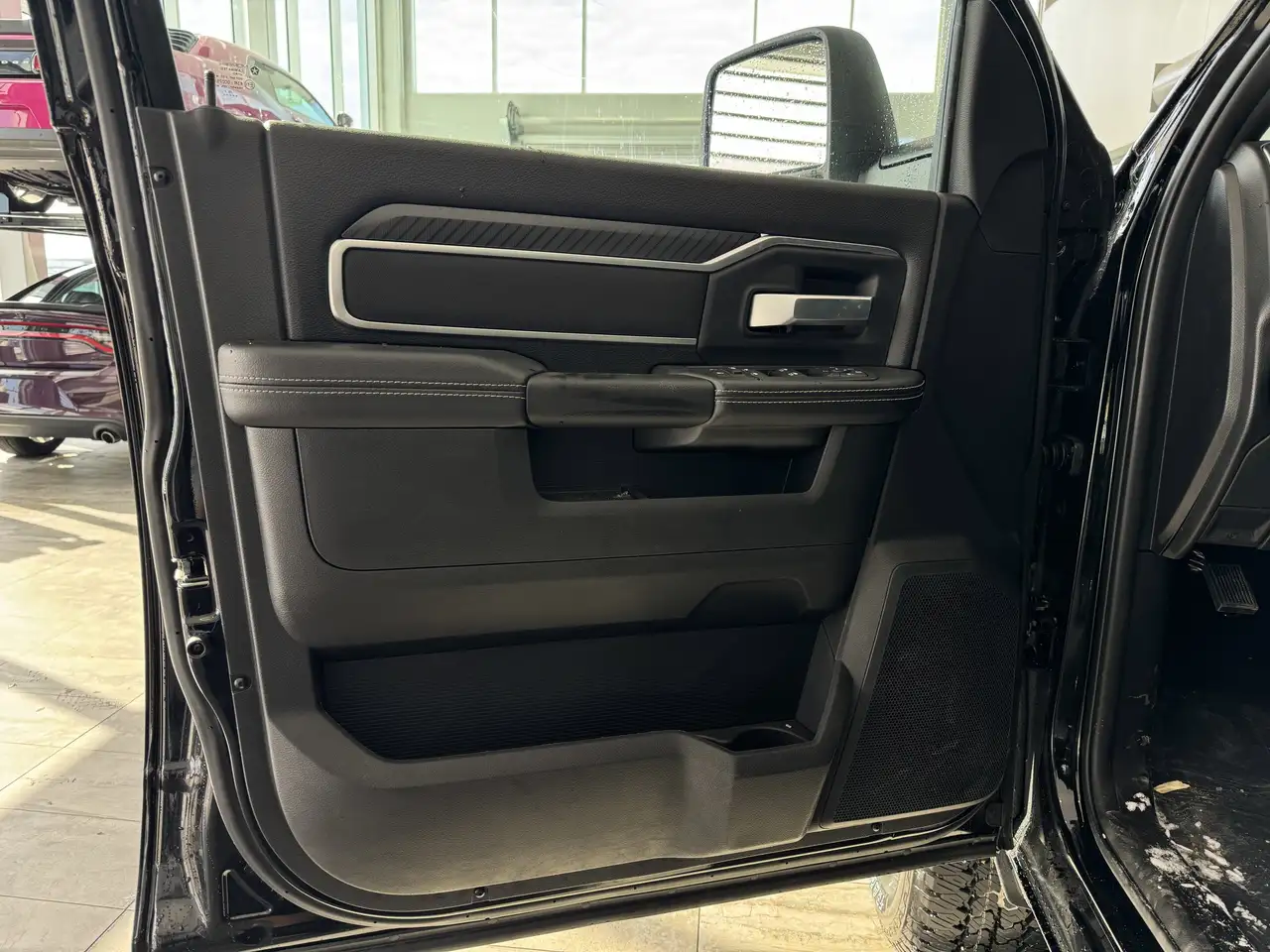 RAM 3500 снимка RAM 3500