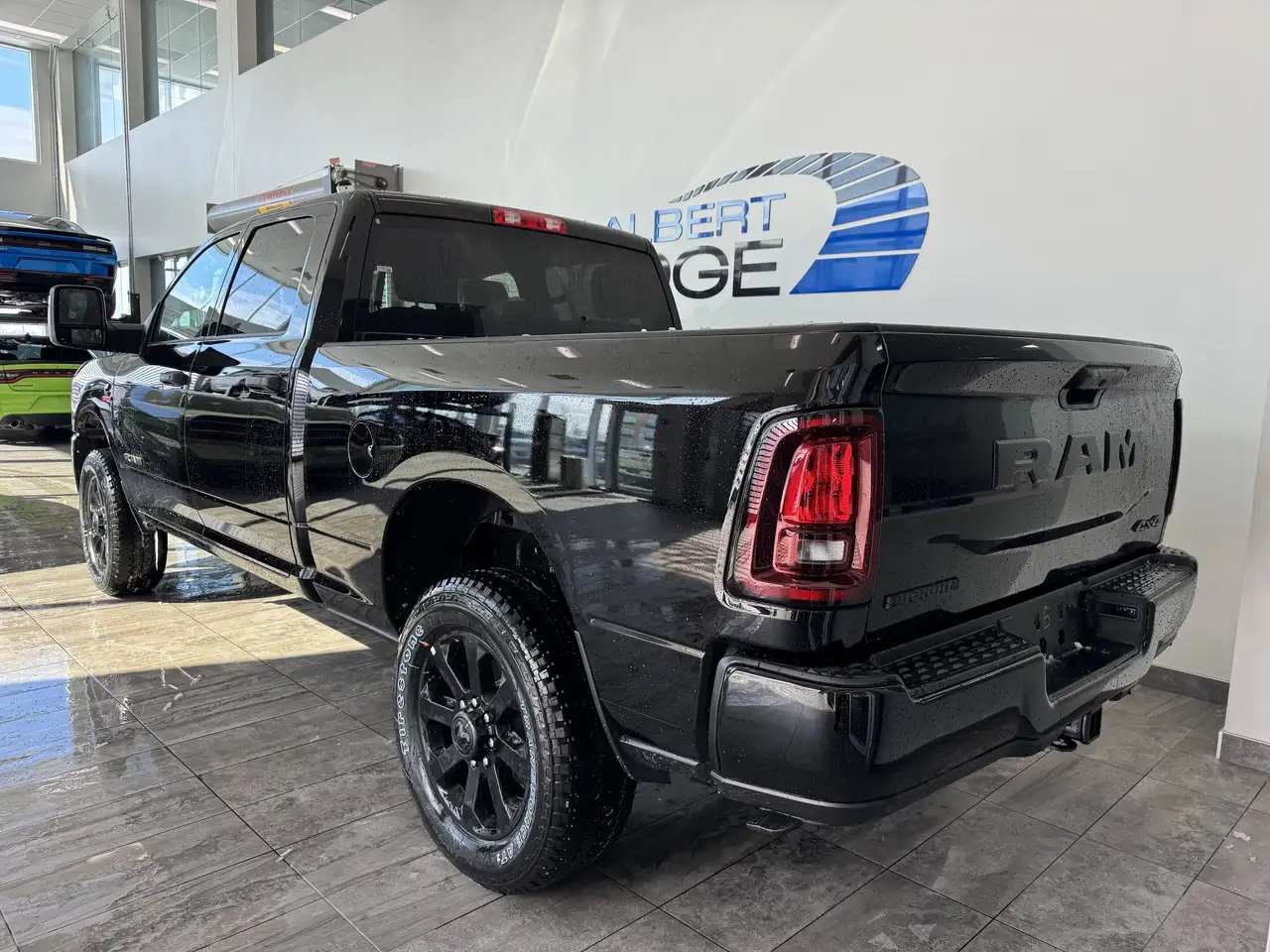 RAM 3500 снимка RAM 3500
