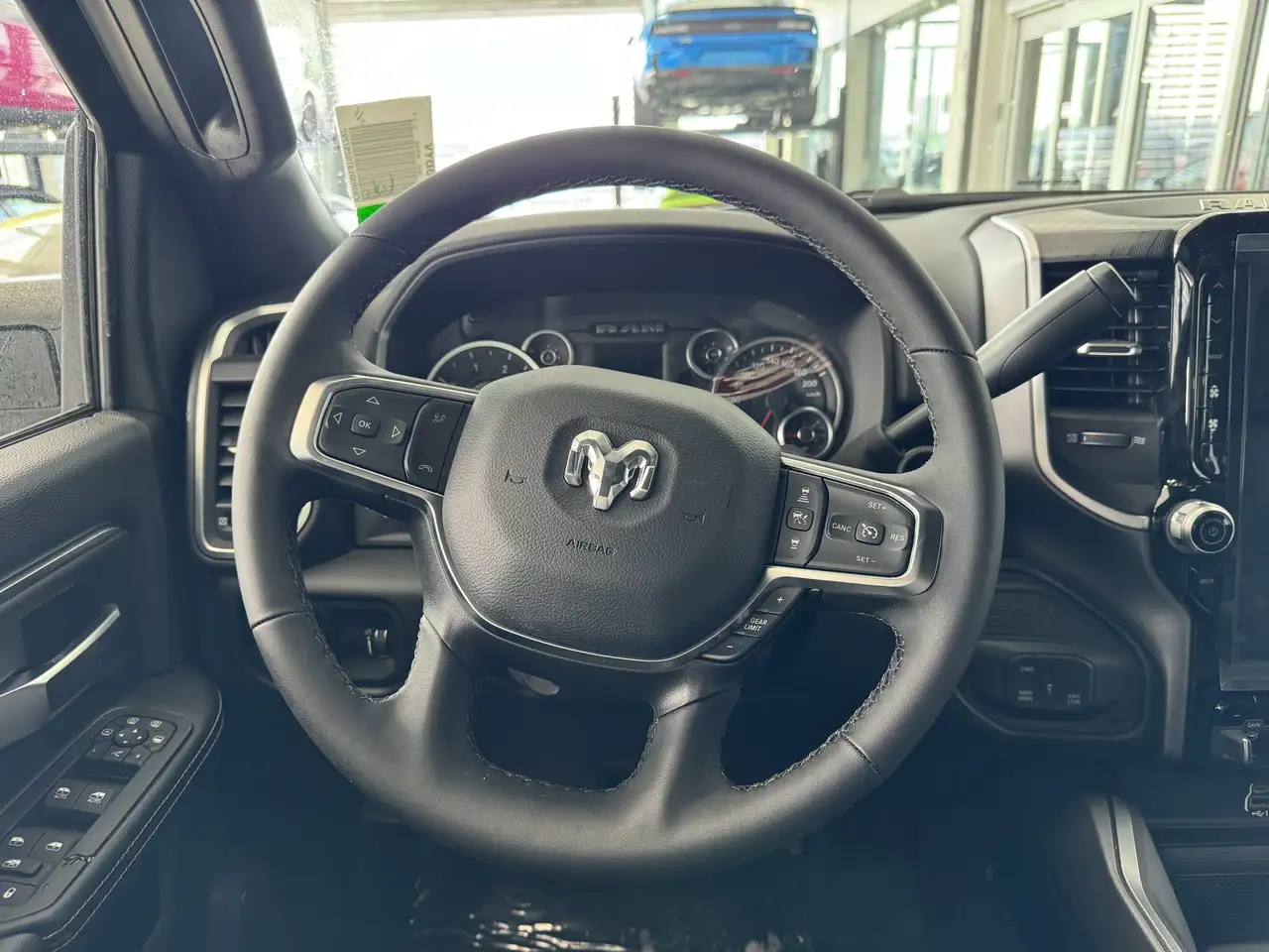 RAM 3500 снимка RAM 3500