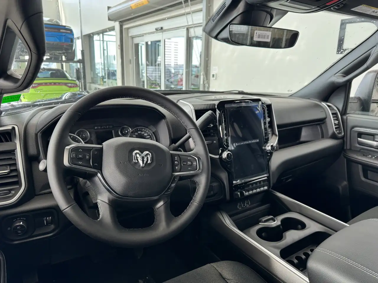 RAM 3500 снимка RAM 3500