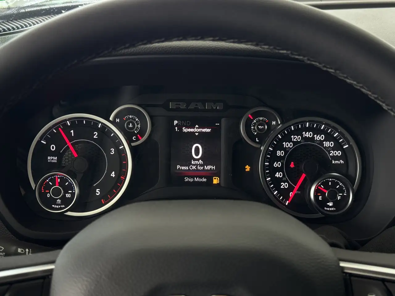 RAM 3500 снимка RAM 3500