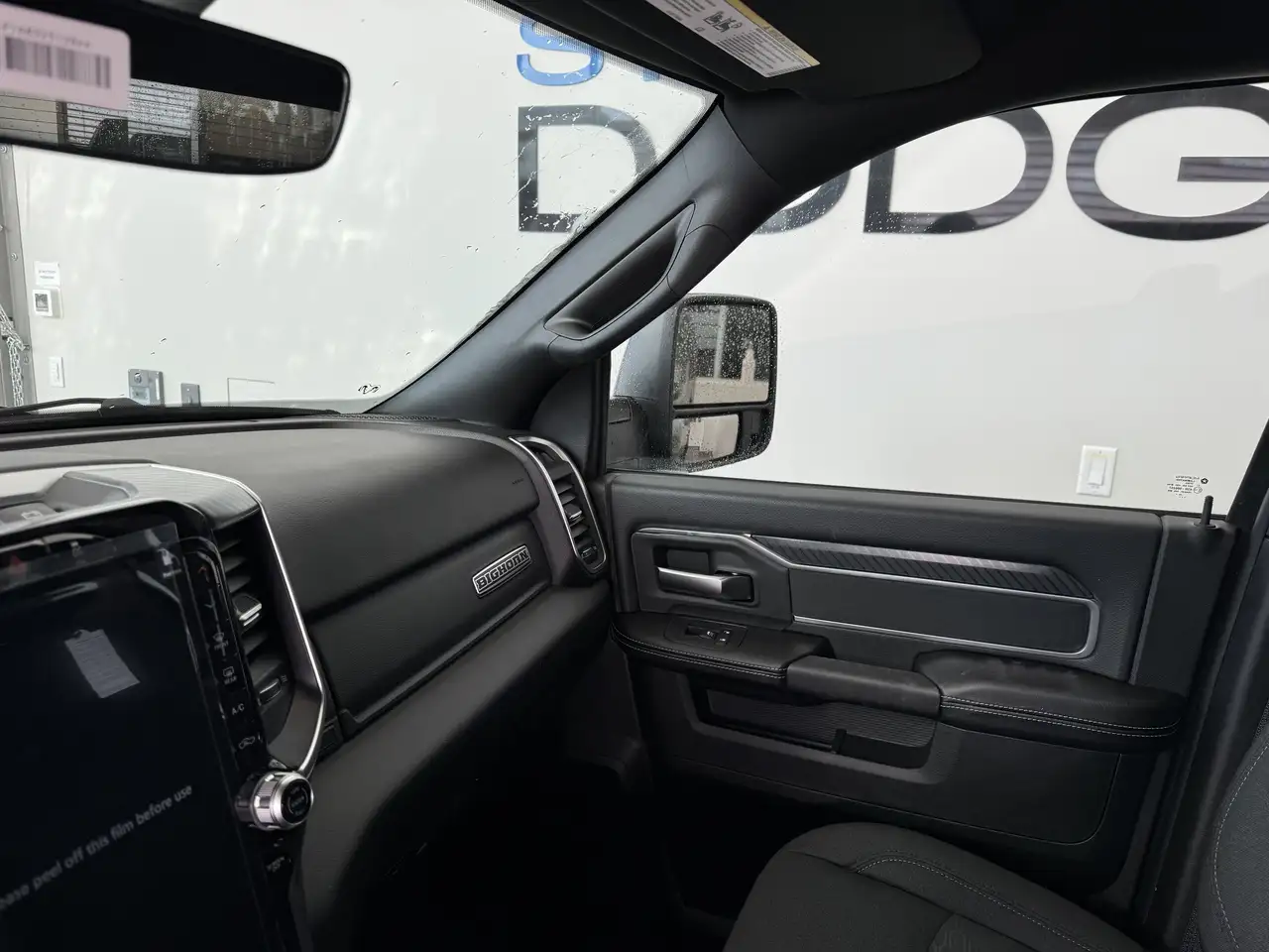 RAM 3500 снимка RAM 3500