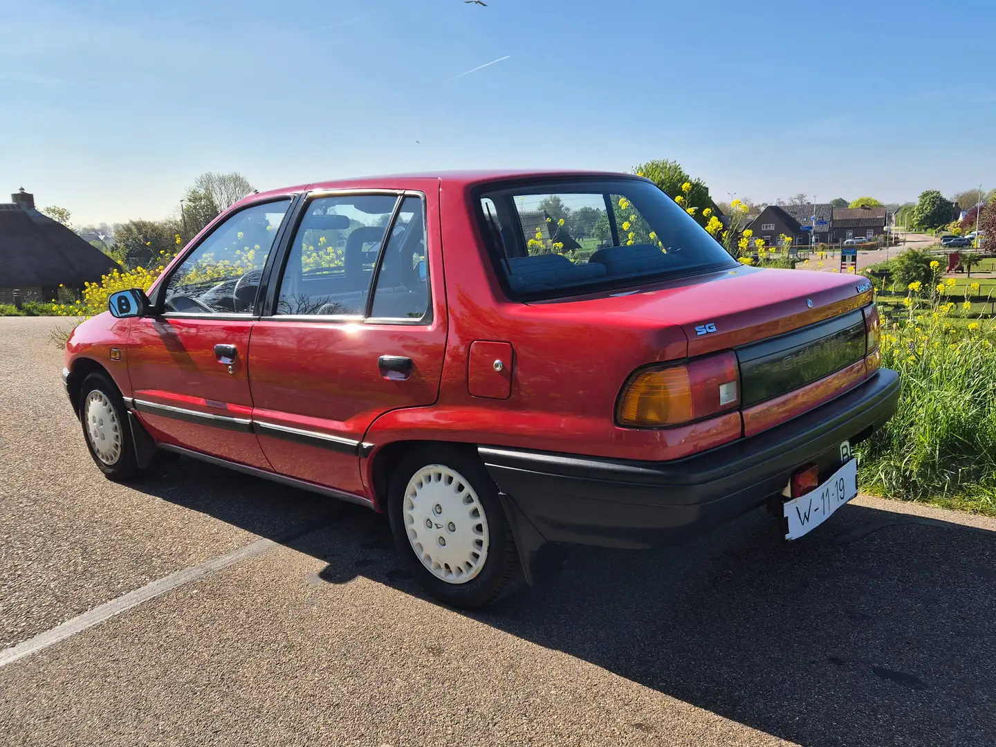 Daihatsu Charade Charade 1.3i SG Rot - 1