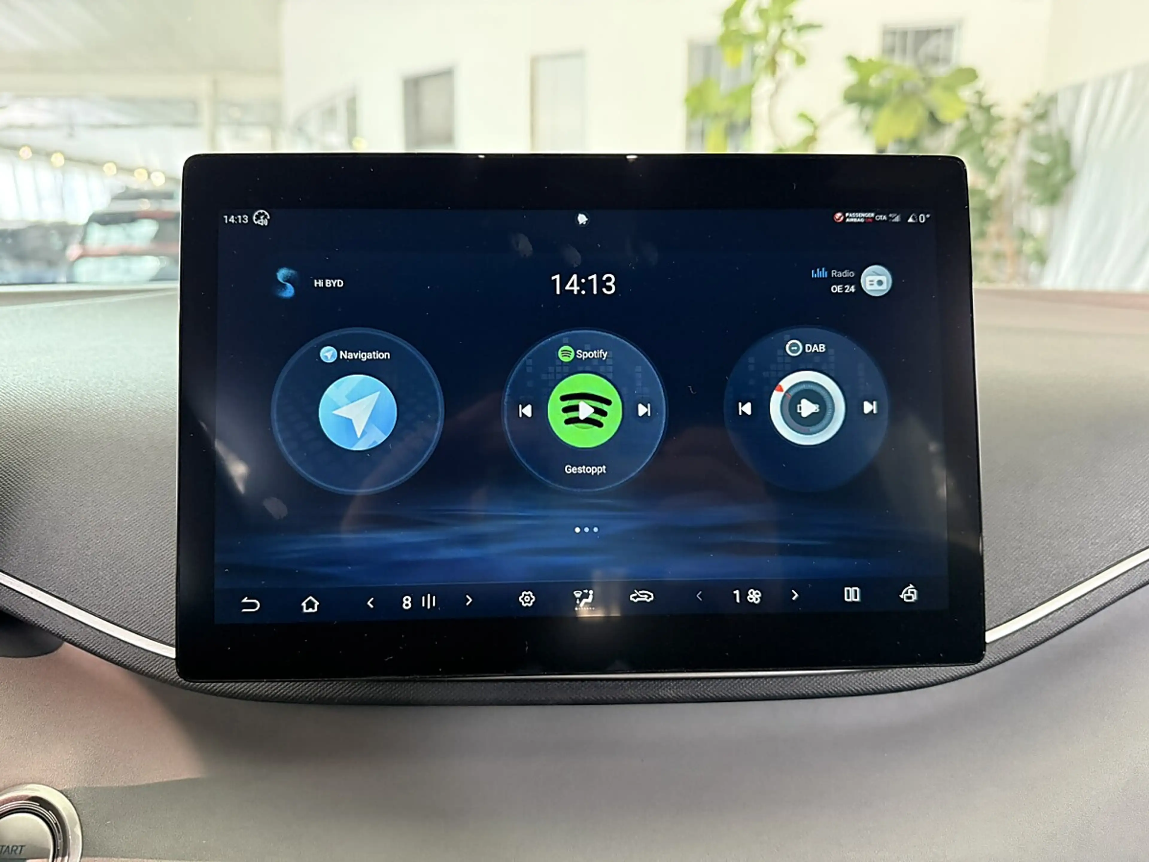 BYD Dolphin Surf 30 kWh Active Österreich Paket — photo 11
