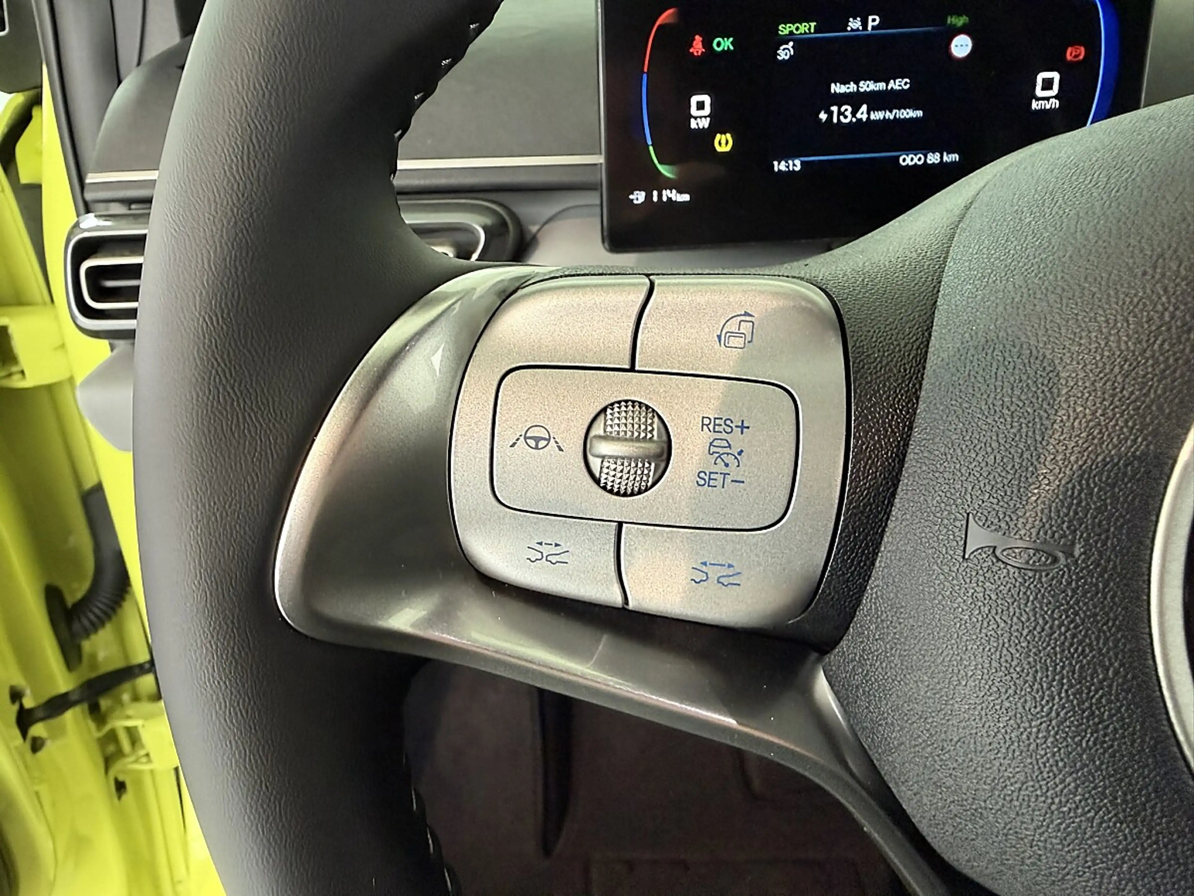 BYD Dolphin Surf 30 kWh Active Österreich Paket — photo 15