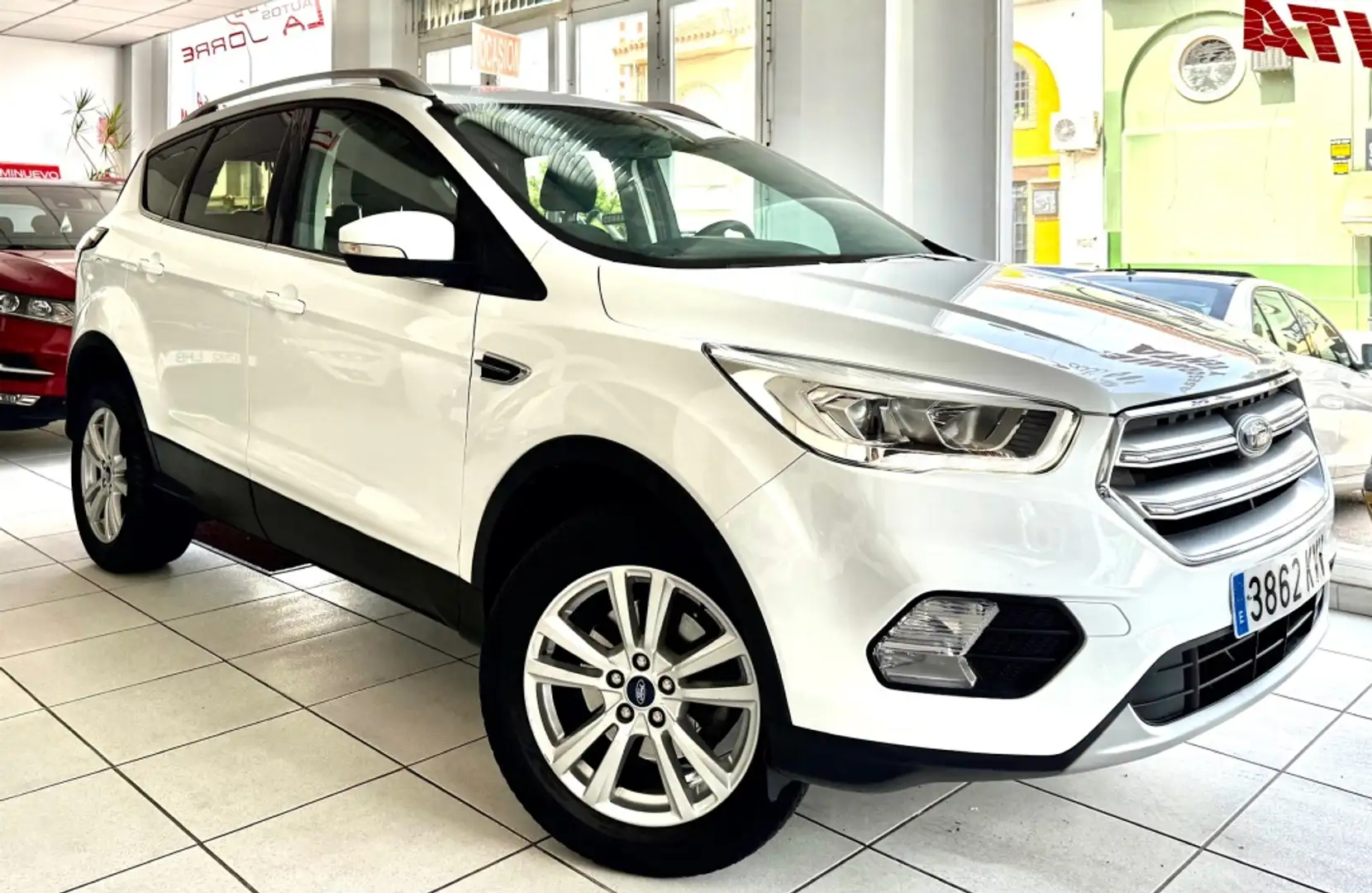 Ford Kuga 1.5 EcoB. Auto S&S Trend+ 4x2 120 Blanco - 2