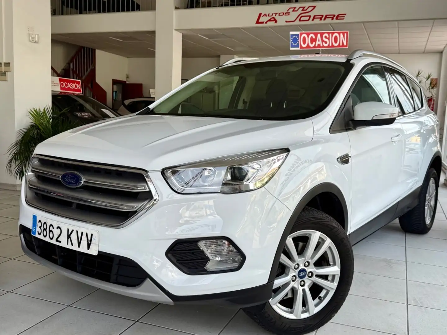 Ford Kuga 1.5 EcoB. Auto S&S Trend+ 4x2 120 Blanco - 1
