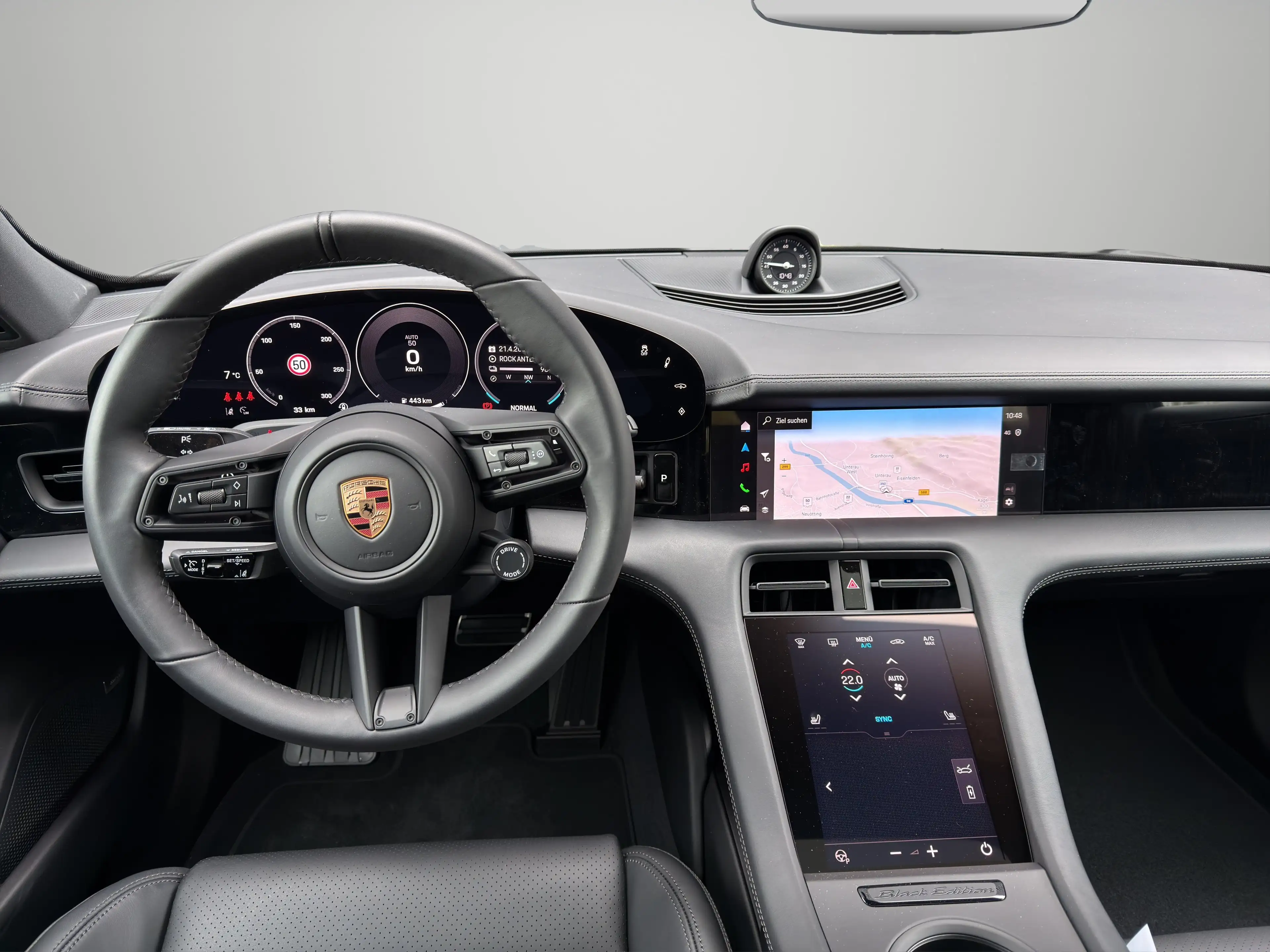 Porsche Taycan Sport Turismo Black Edition | Panorama | — photo 10