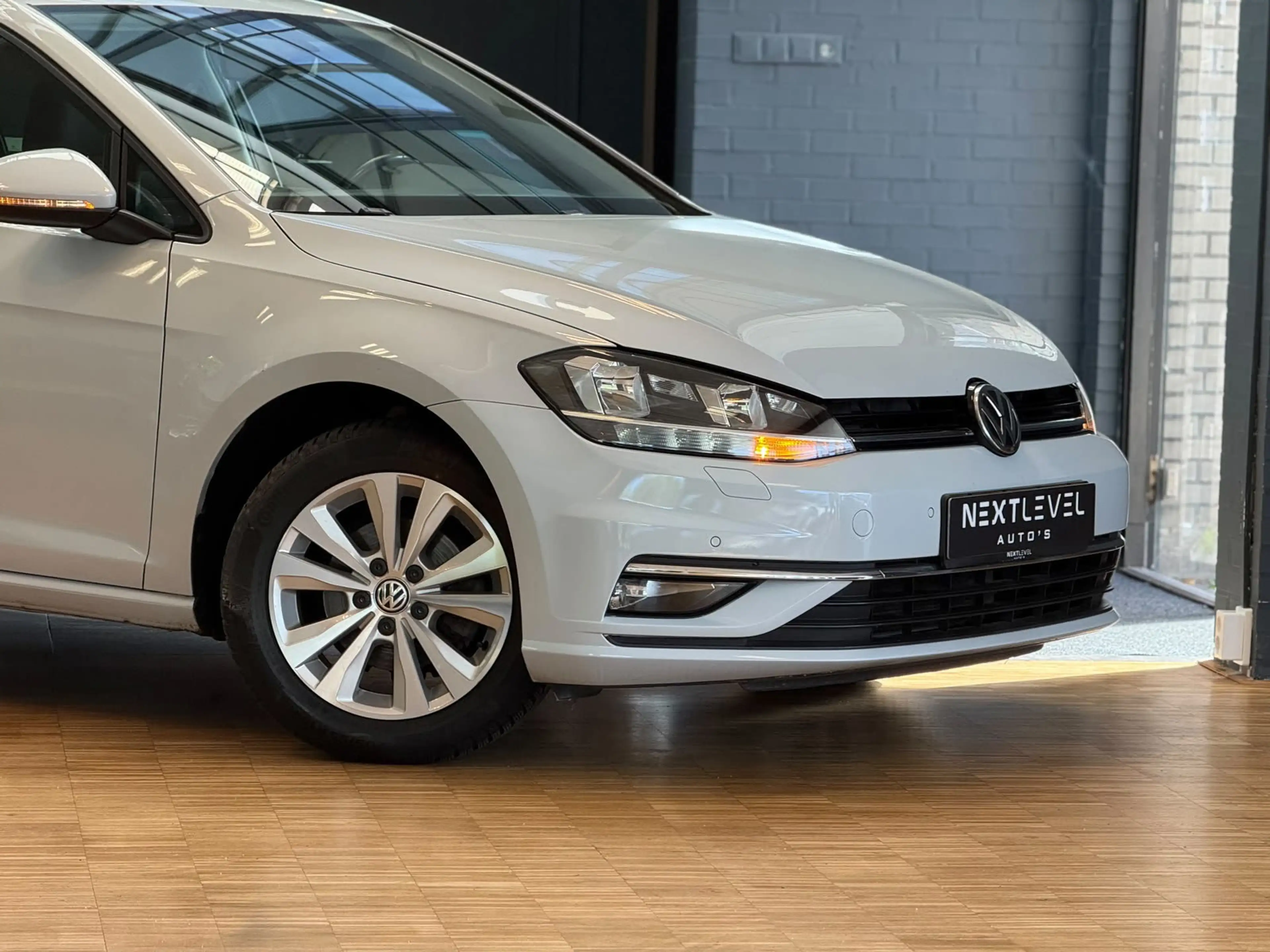 Volkswagen Golf 1.0 TSI Comfortline — photo 12