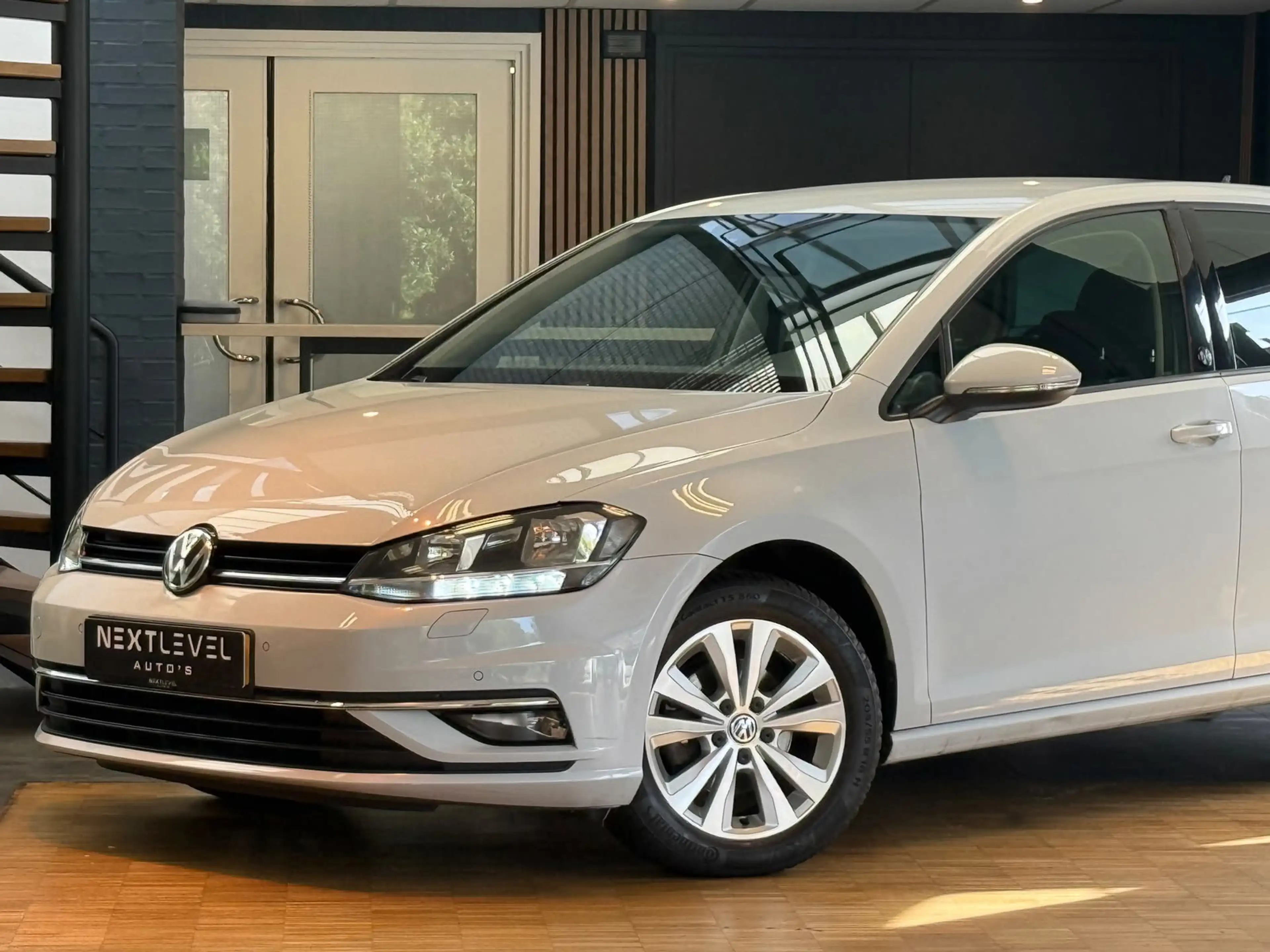 Volkswagen Golf 1.0 TSI Comfortline — photo 2