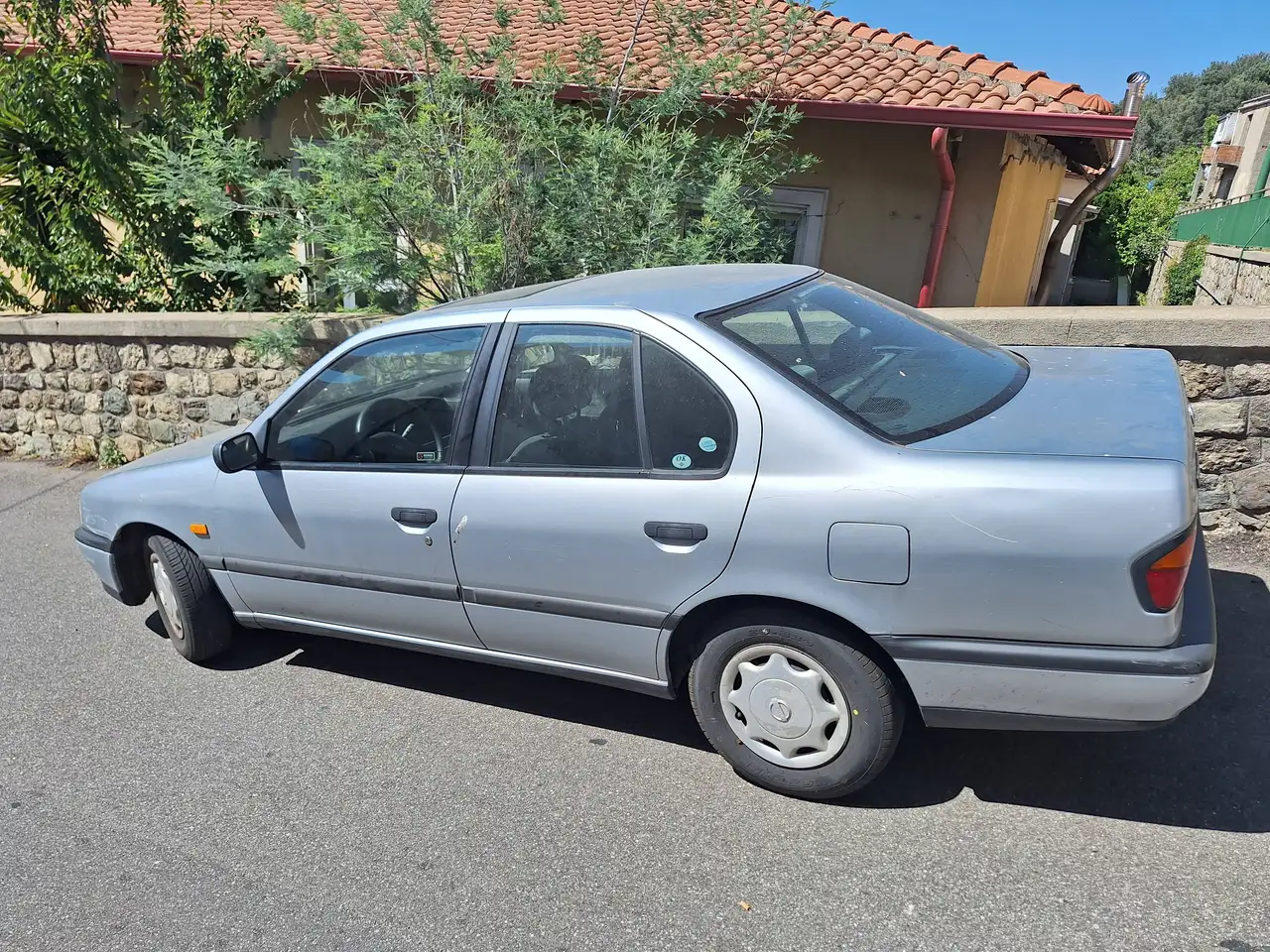 Nissan Primera 5p 1.6 SLX cat., foto 3
