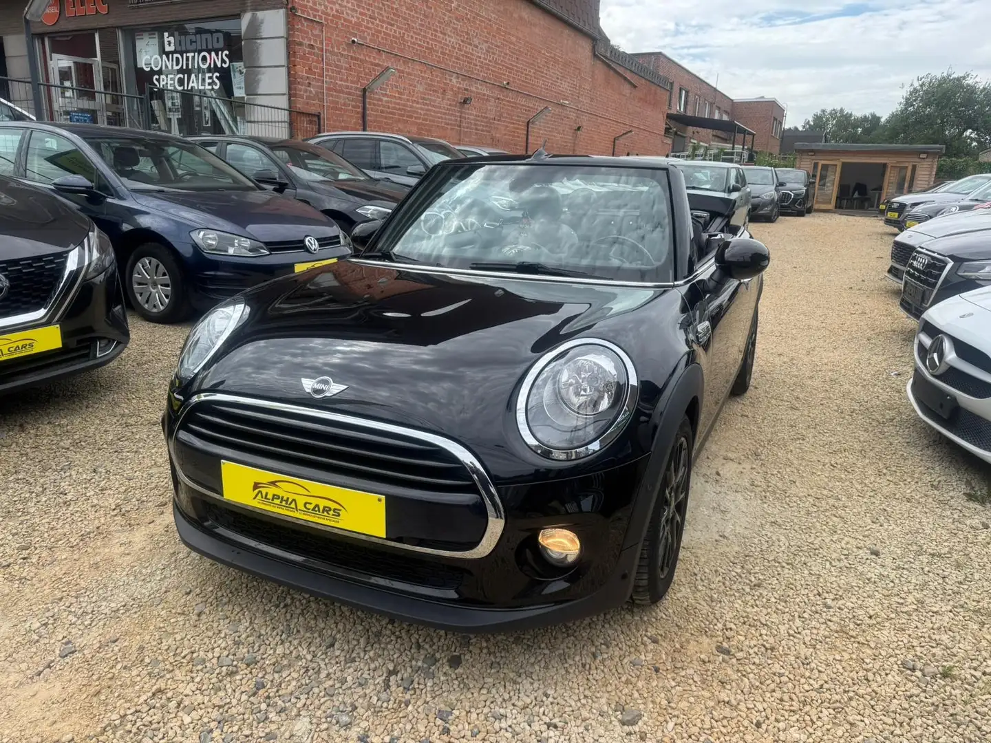 MINI Cooper Cabrio Mini Cabriolet 1.5A Cooper*LED*GARANTIE Černá - 1