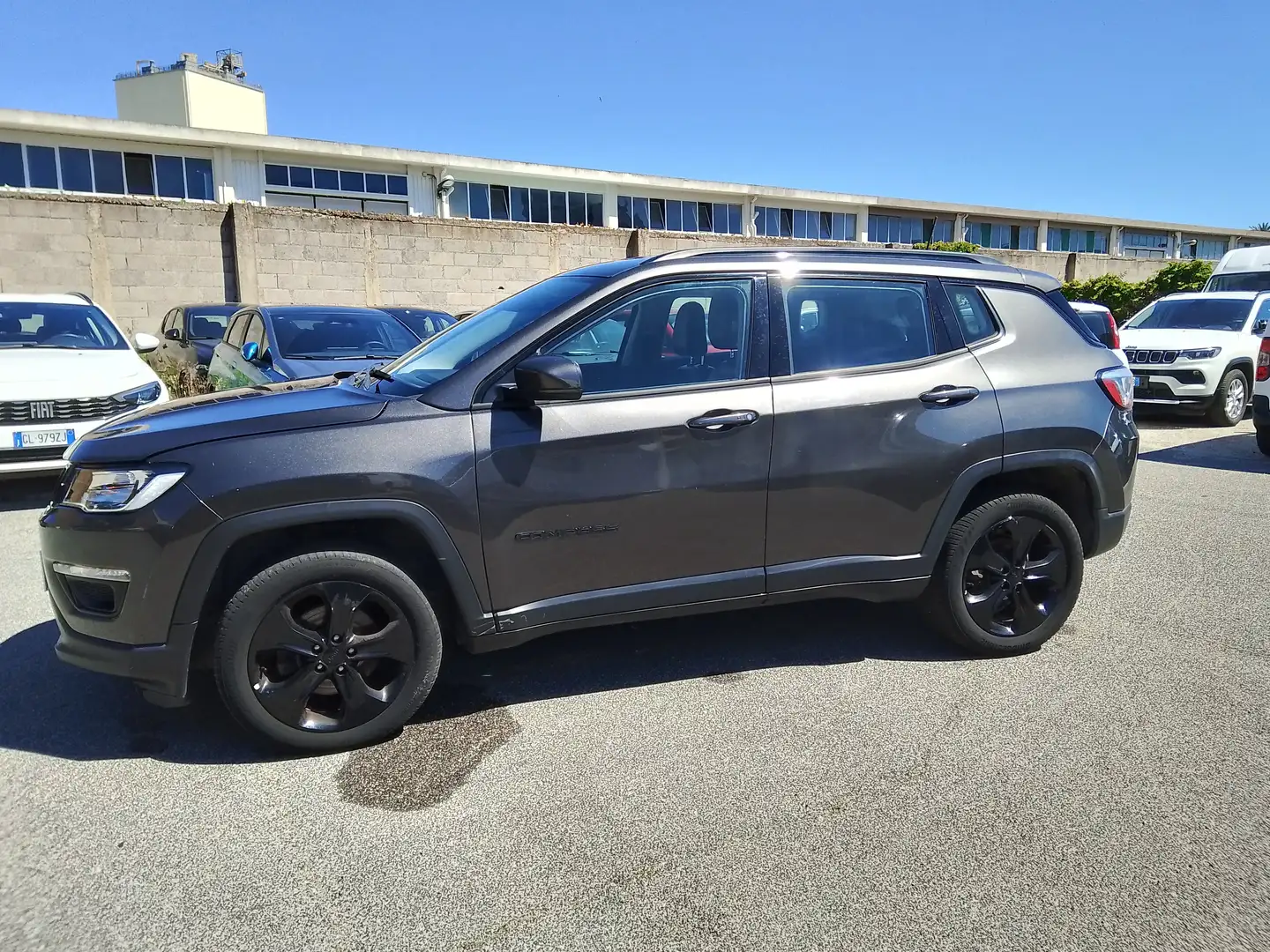 Jeep Compass Compass 2.0 mjt Night Eagle 4wd 140cv auto Grau - 2