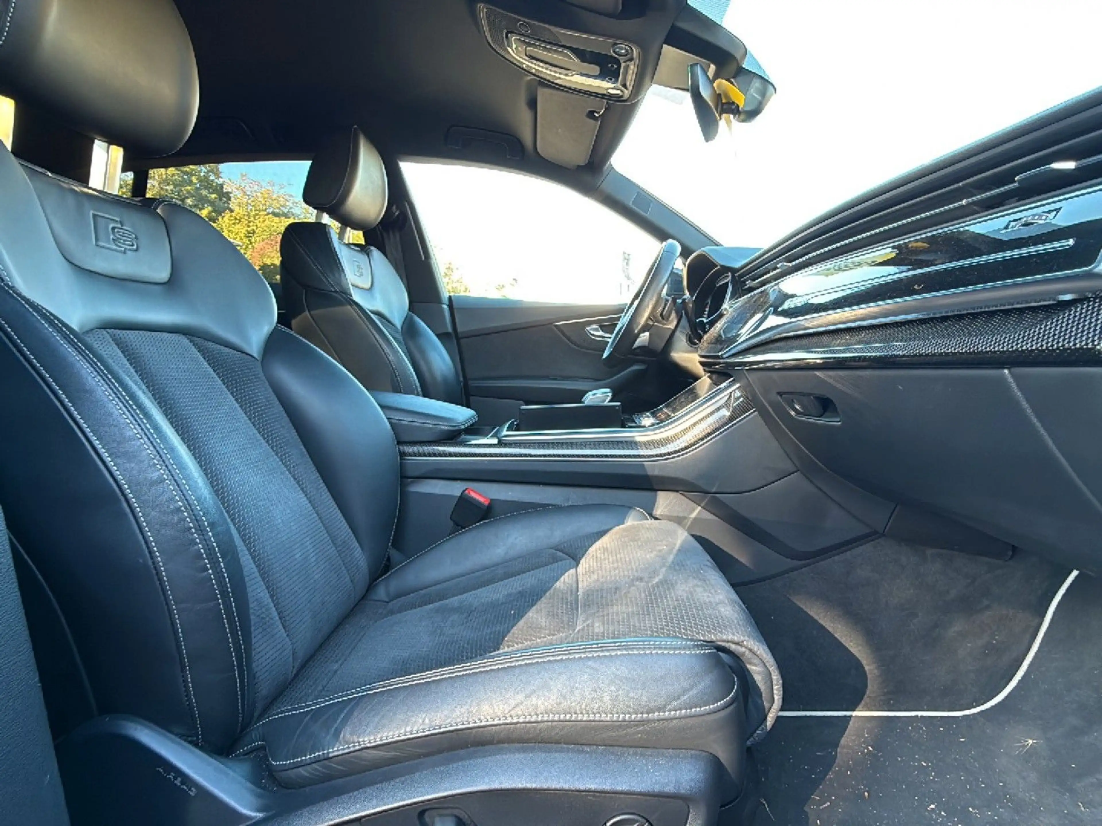 Audi SQ8 4.0 TDI quattro | AHK | Matrix | HUD | Navi — photo 11