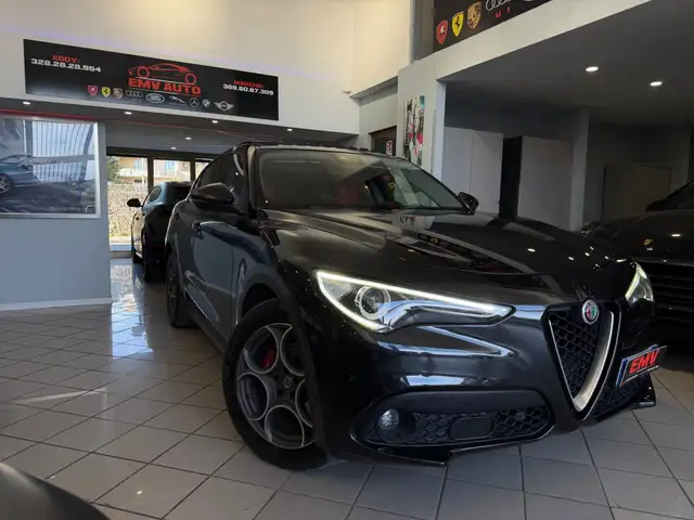 Alfa Romeo Stelvio Stelvio 2.2 Turbodiesel 180 CV AT8 RWD Super