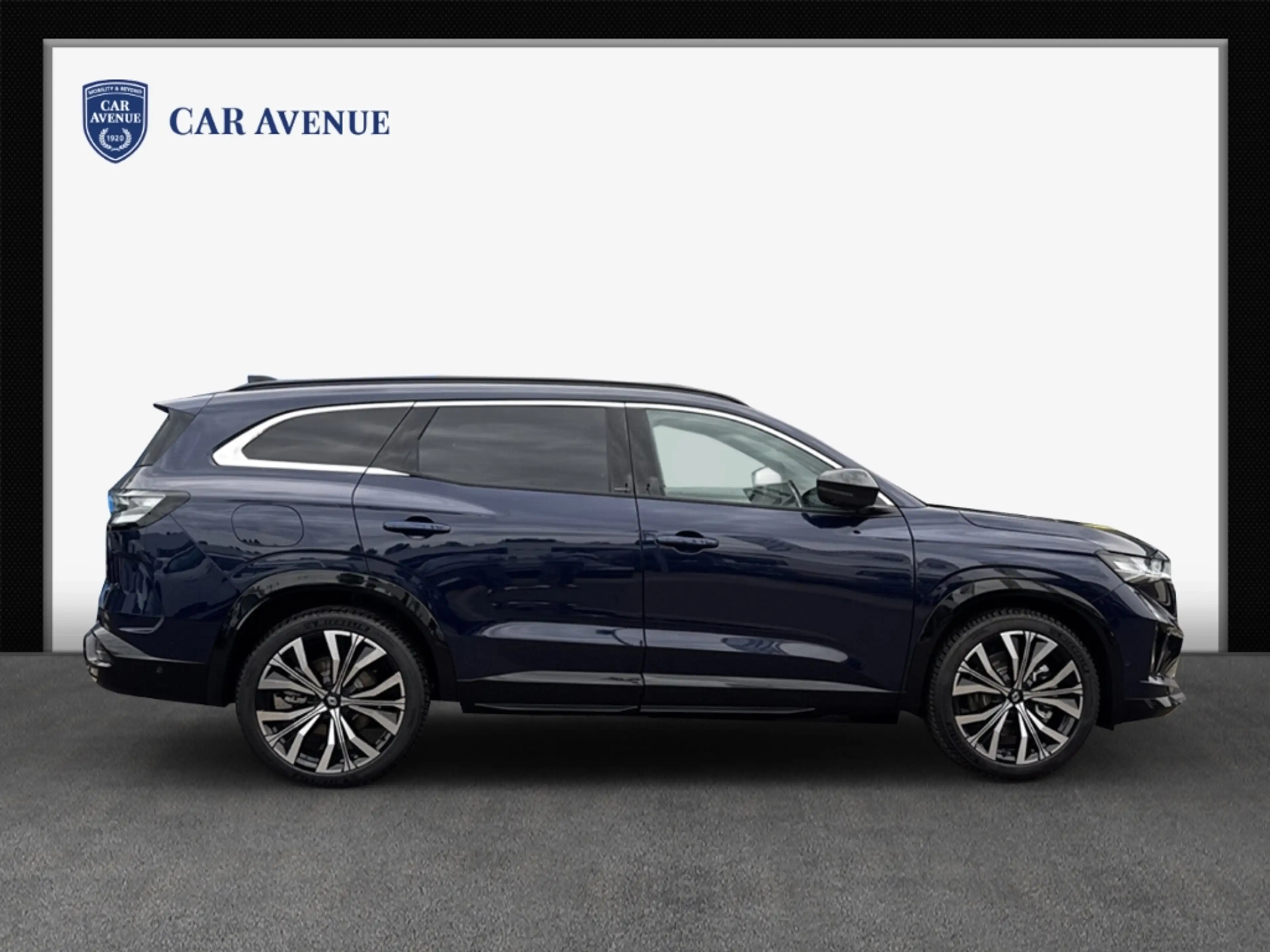 Renault Espace VI Iconic E-Tech Hybrid 5-Sitzer — photo 2