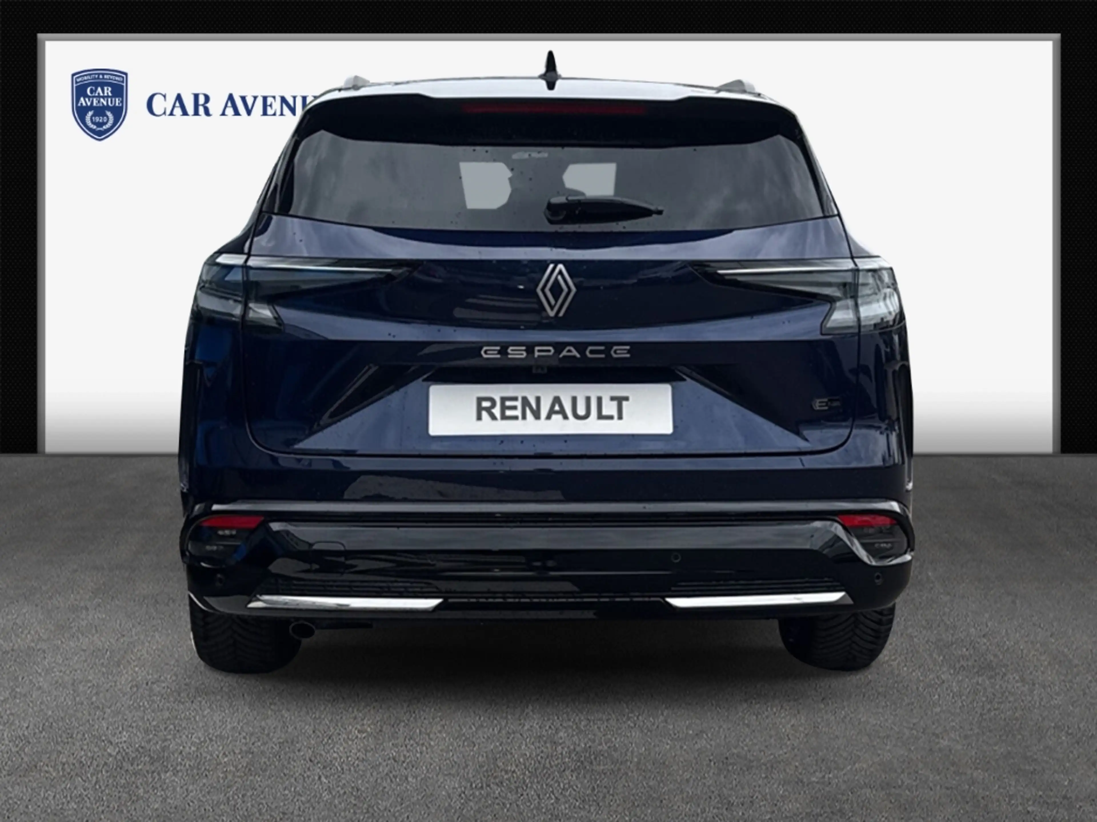 Renault Espace VI Iconic E-Tech Hybrid 5-Sitzer — photo 4
