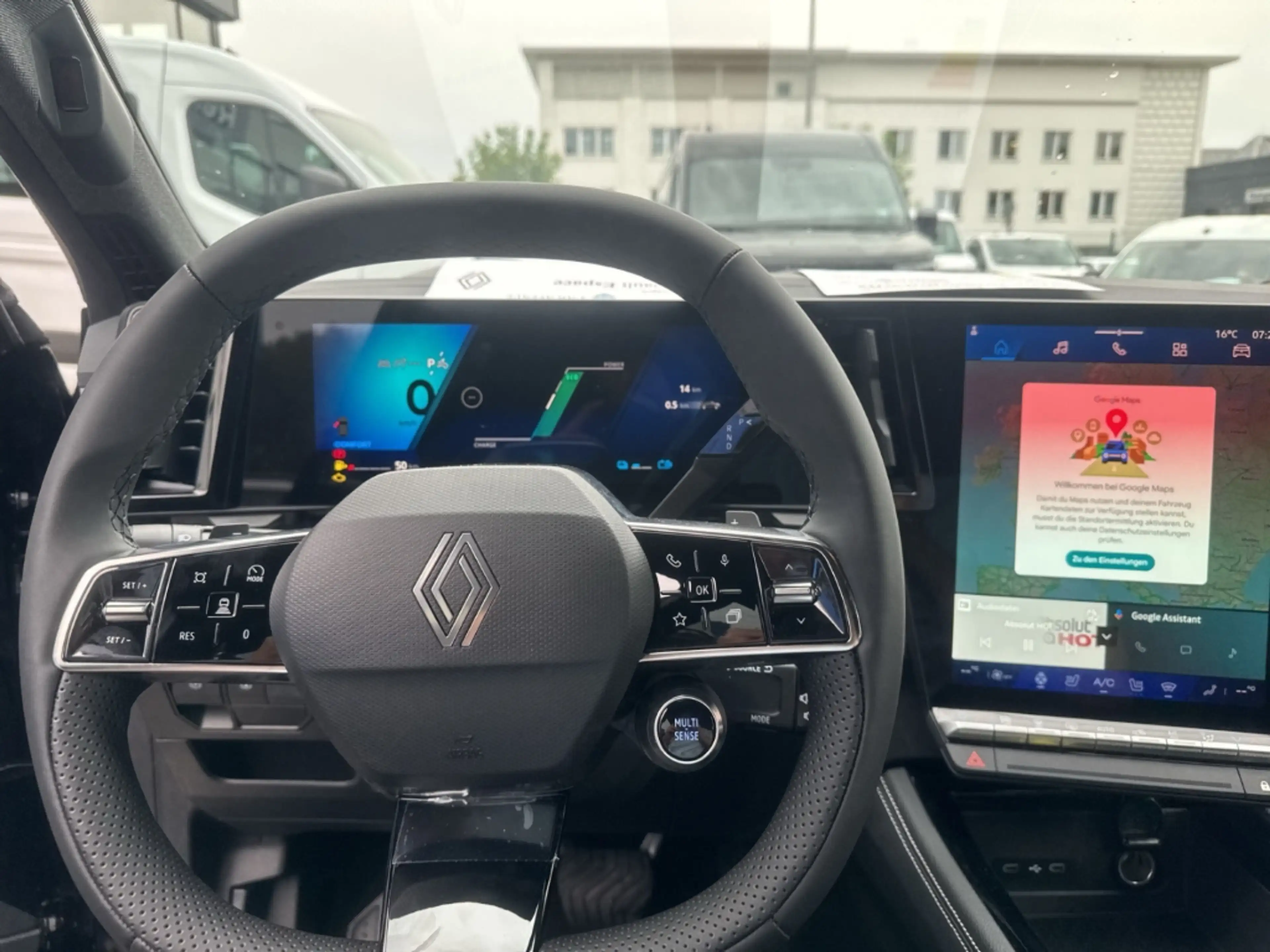 Renault Espace VI Iconic E-Tech Hybrid 5-Sitzer — photo 14