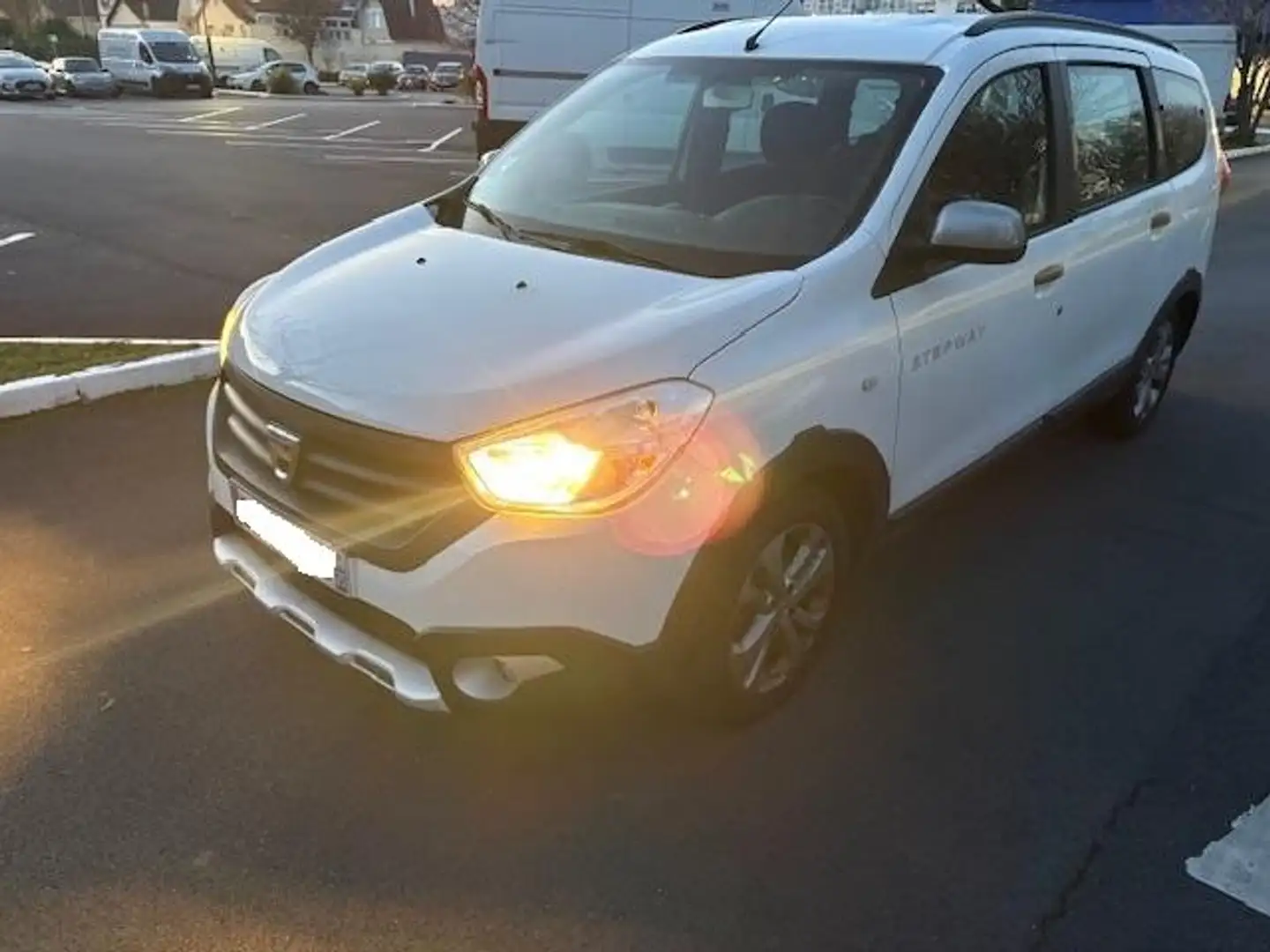 Dacia Lodgy Lodgy TCe 115 7 places Stepway Blanc - 1