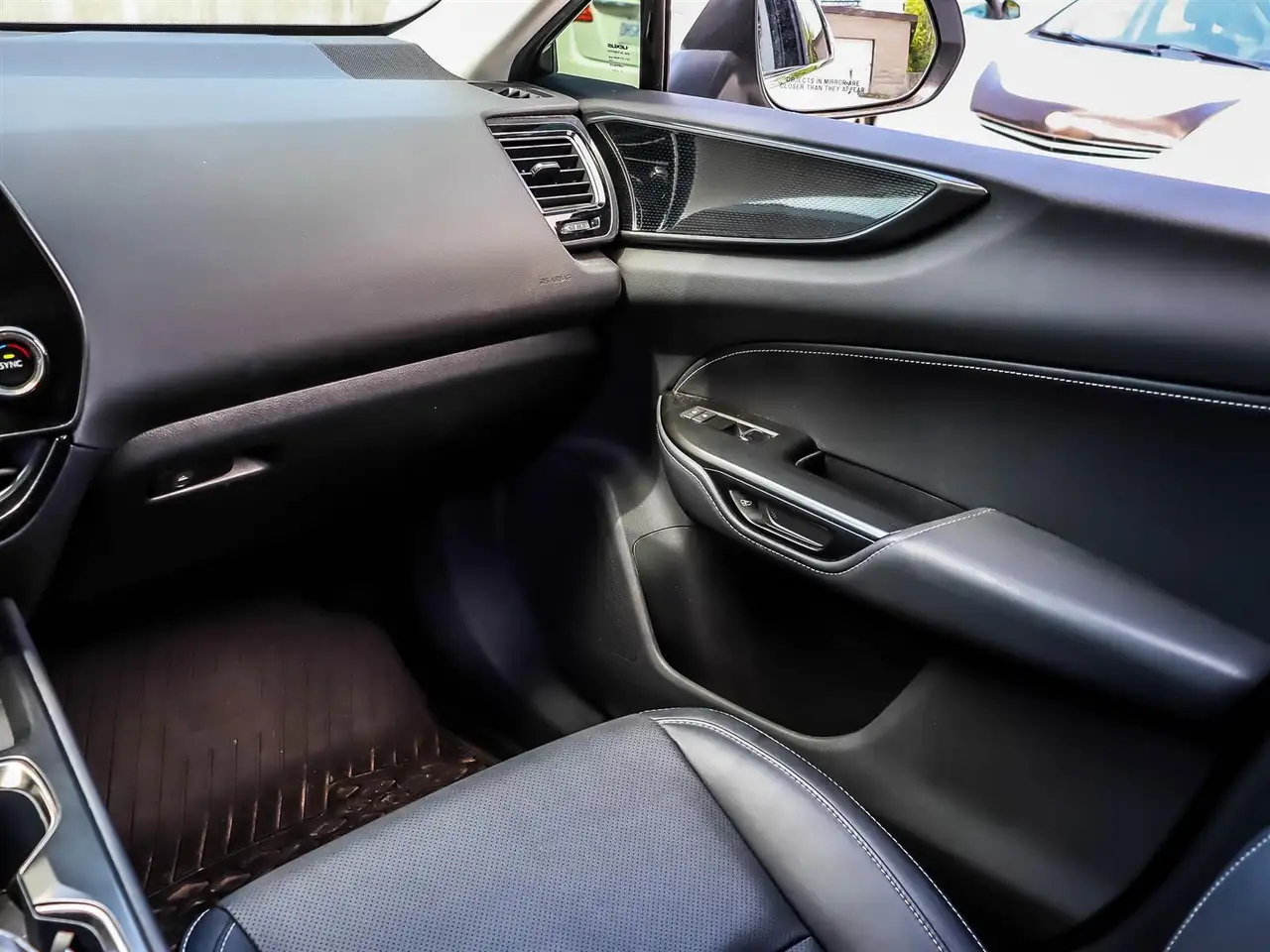 Lexus NX снимка Lexus NX