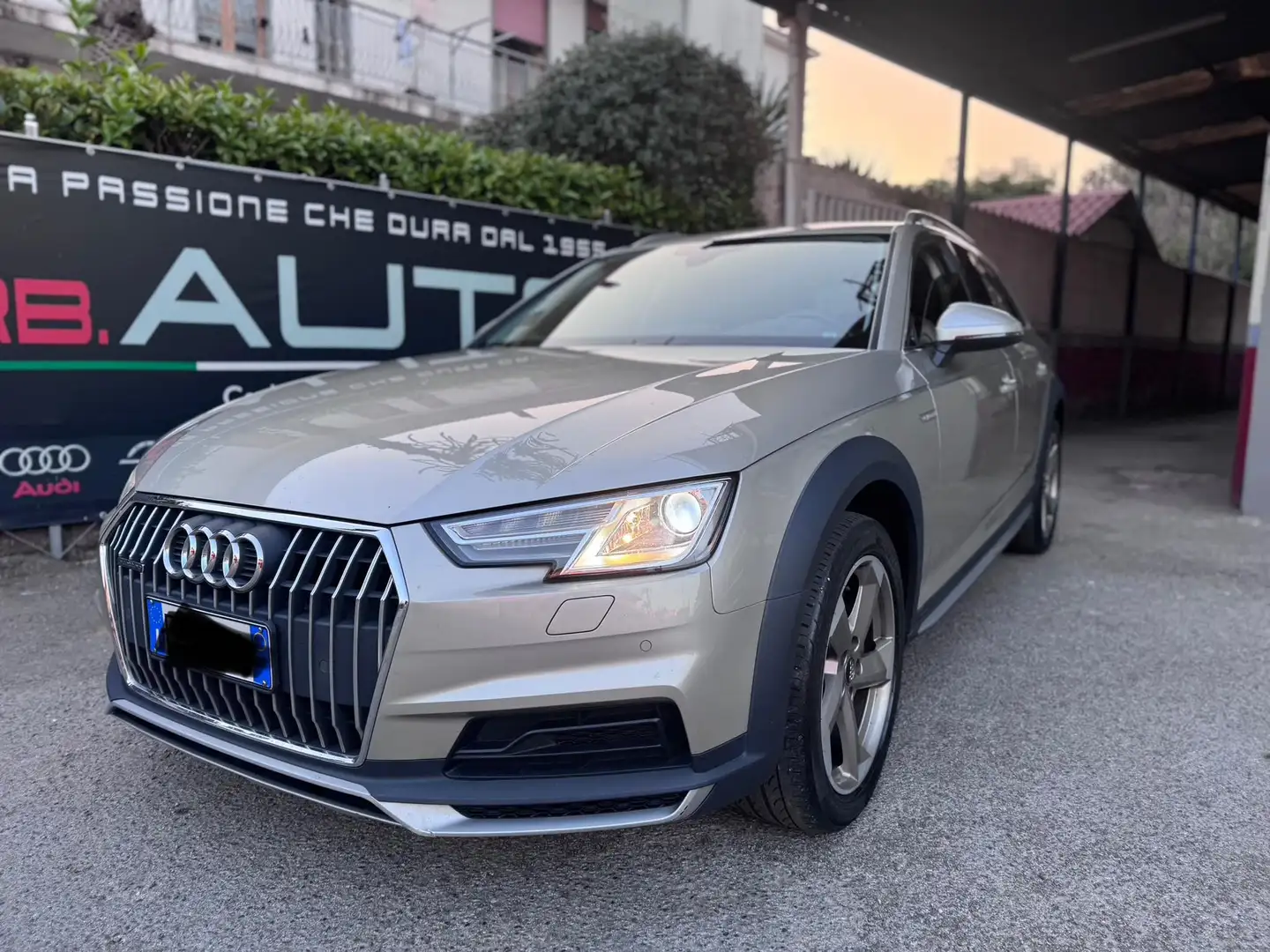 Audi A4 allroad AUDI A4 ALLROAD 2.0 S TRONIC 190CV Grigio - 2