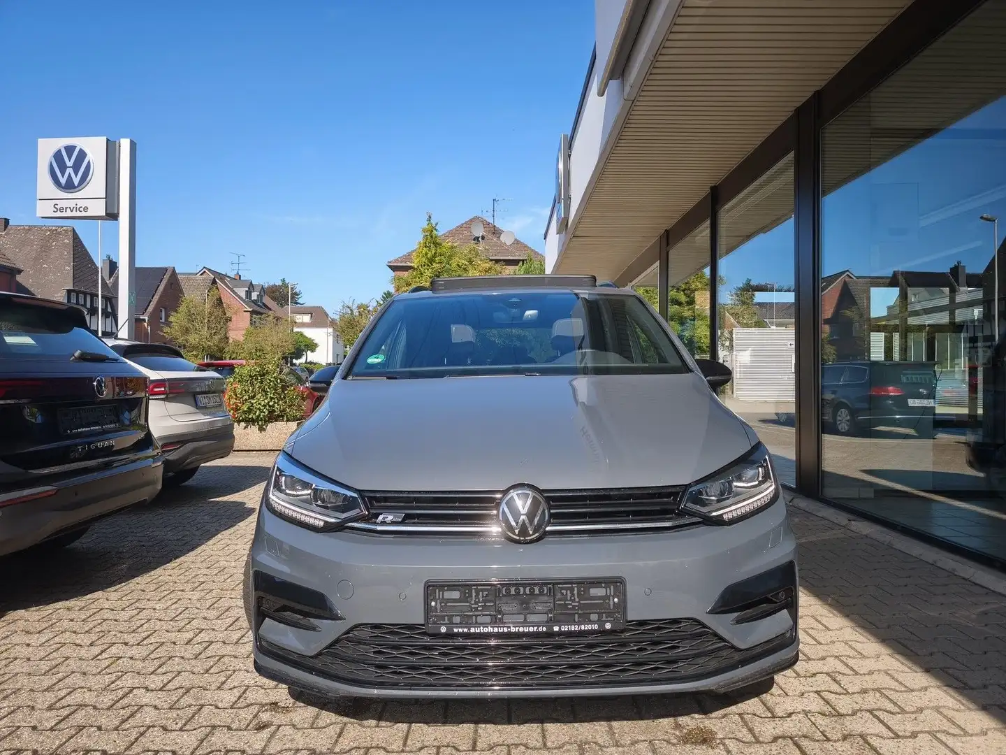 Volkswagen Touran Highline R-Line,PANO,AHK,Kessy,7-Sitzer Gris - 2