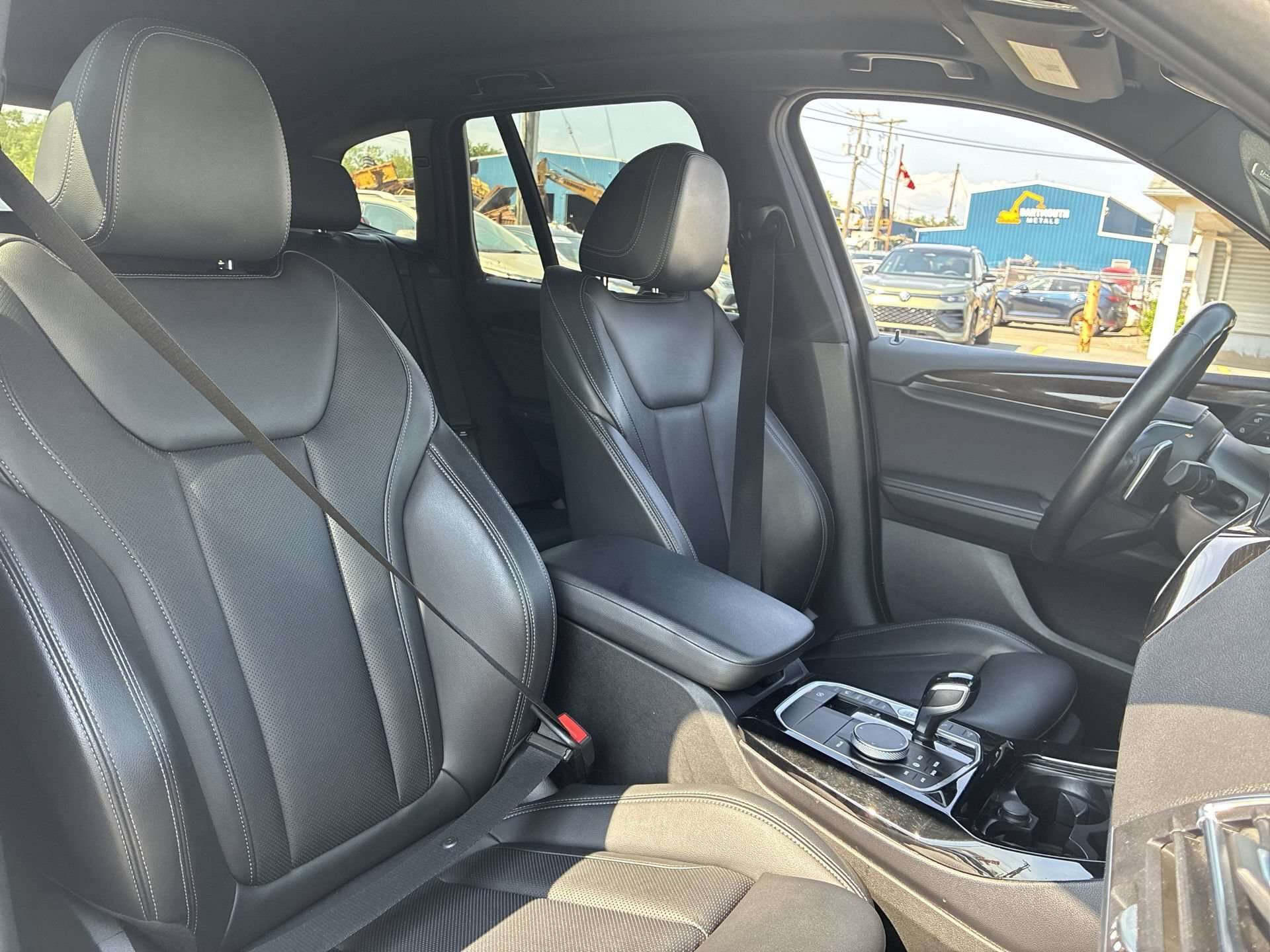 2022 BMW X3 xDrive30i 2,000 cc 4 cyl thumb 32
