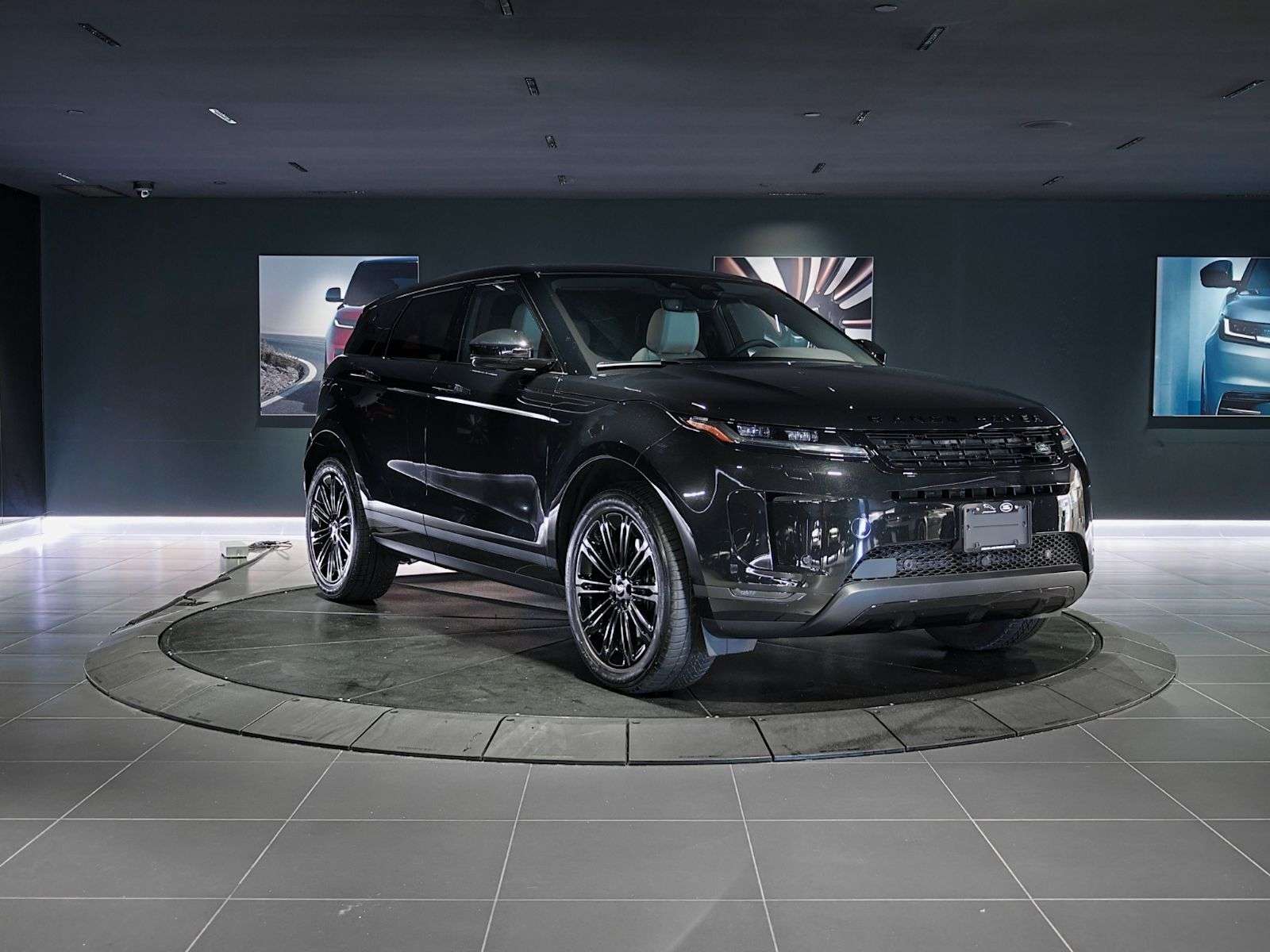 2026 Land Rover Range Rover Evoque S | Sunroof | Navigation | Bluetooth | Heated Seat — снимка 1