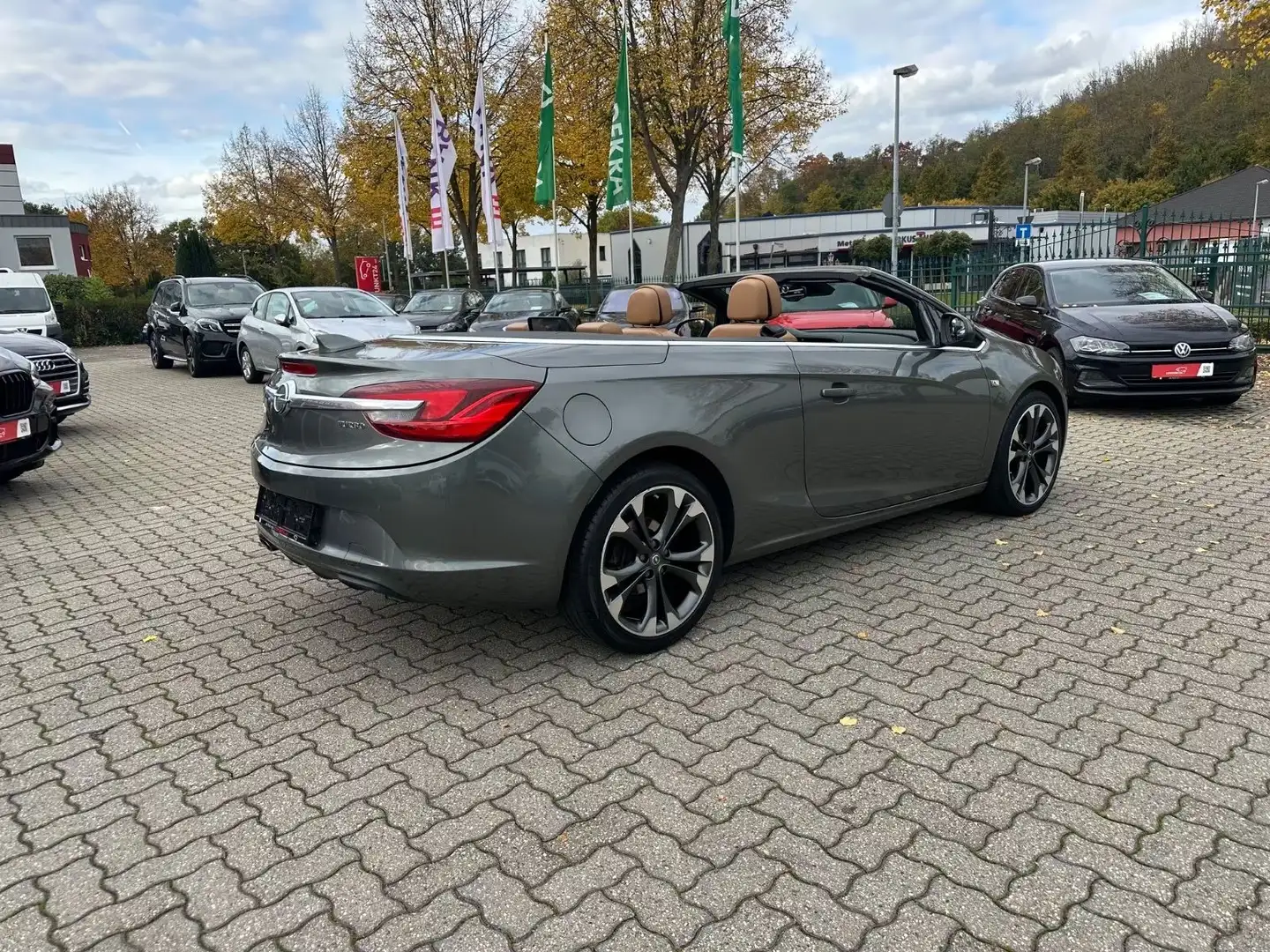 Opel Cascada 2.HAND Bi-Xenon NAV Leder 20" Sitzbelüft Grau - 2