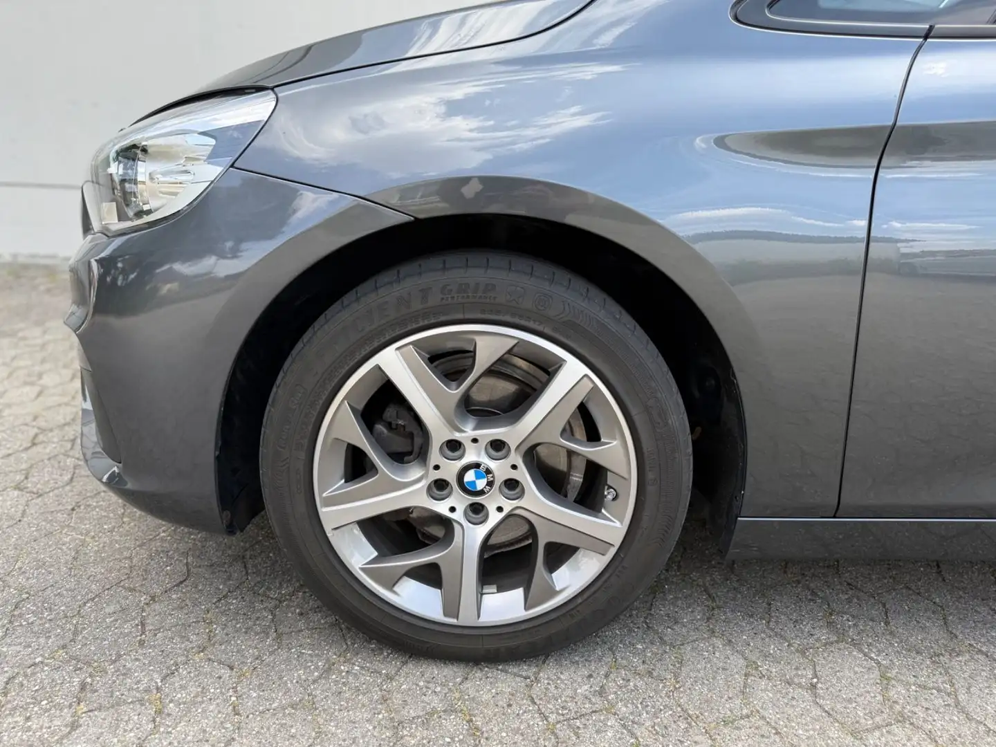 BMW 218 Active Tourer 218 d xDrive Advantage Gris - 2