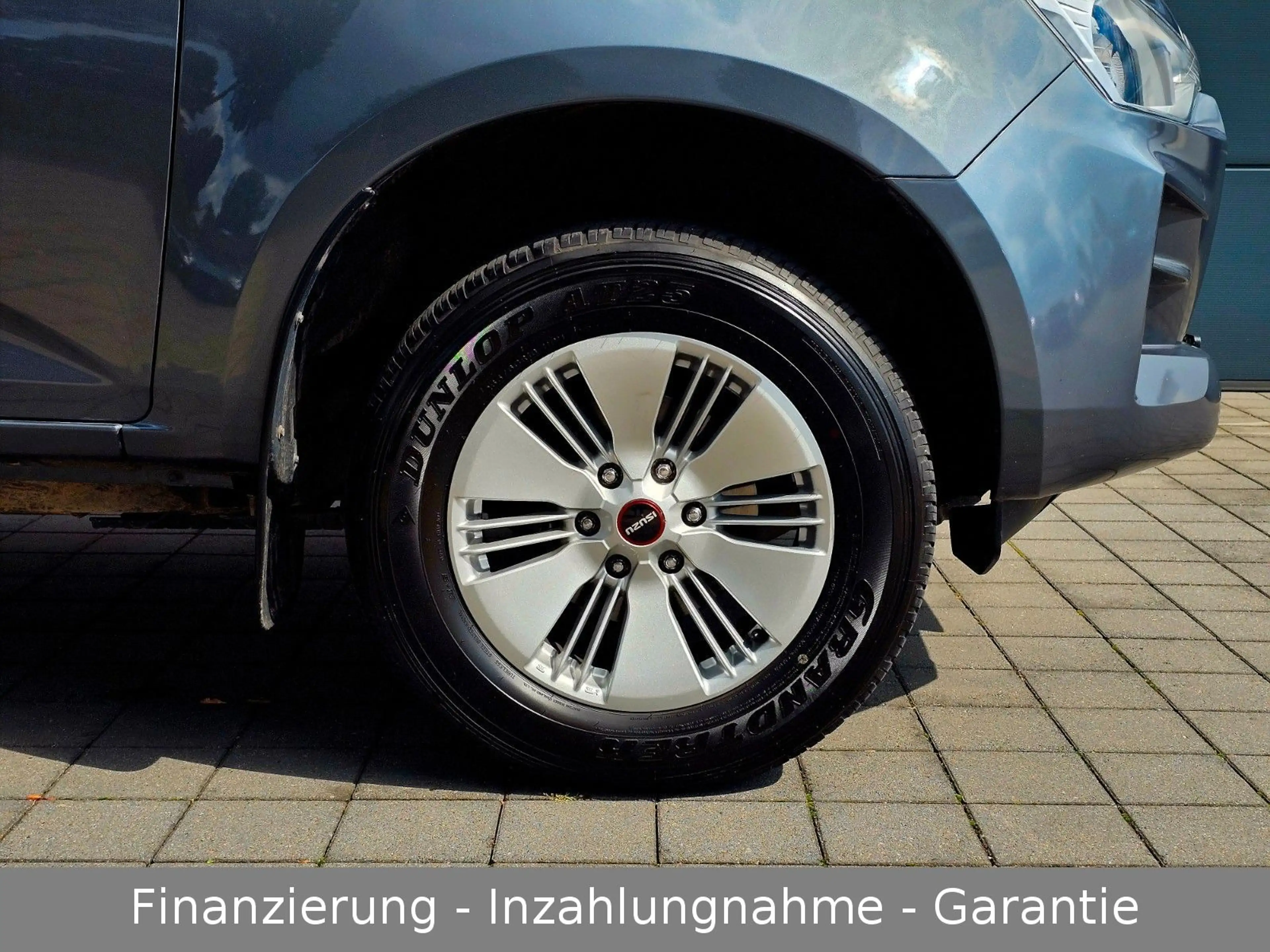 Isuzu D-Max Space Cab 4WD LS Automatik AHK 1. Hd 19% — photo 4