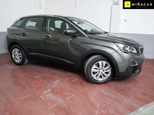 Peugeot 3008 view 3