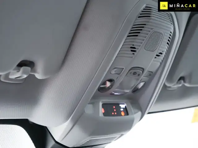 Peugeot 3008 view 18