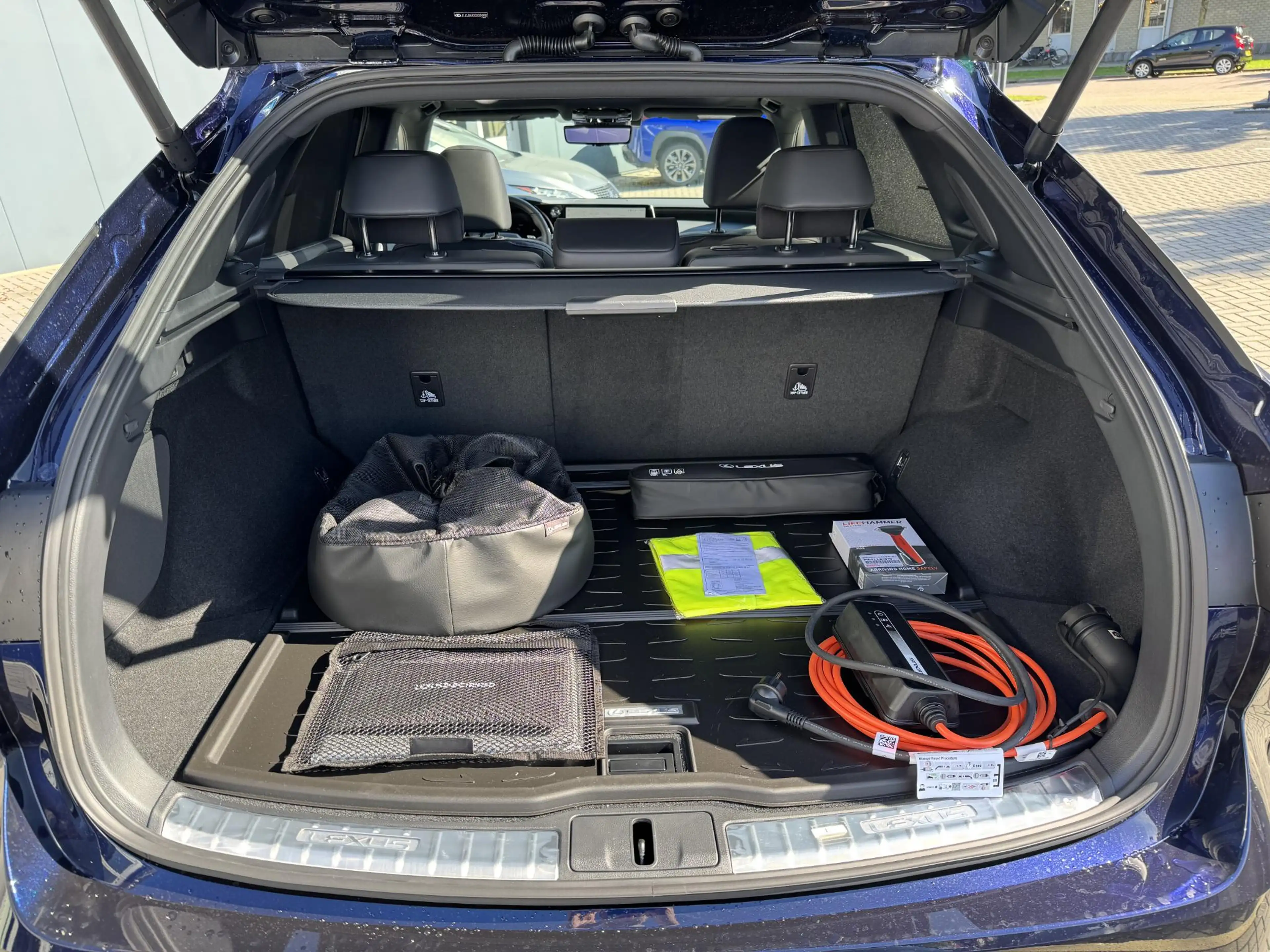 Lexus RX 450h 450h+ Plug-in Hybrid President Line DIRECT LEVERBA — photo 40