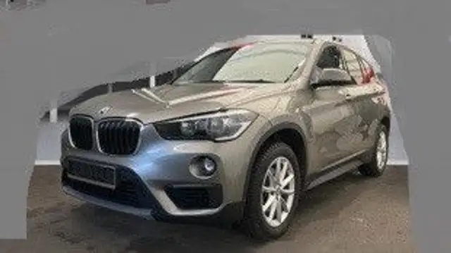 BMW X1 sDrive 18 i Advantage  Automatic