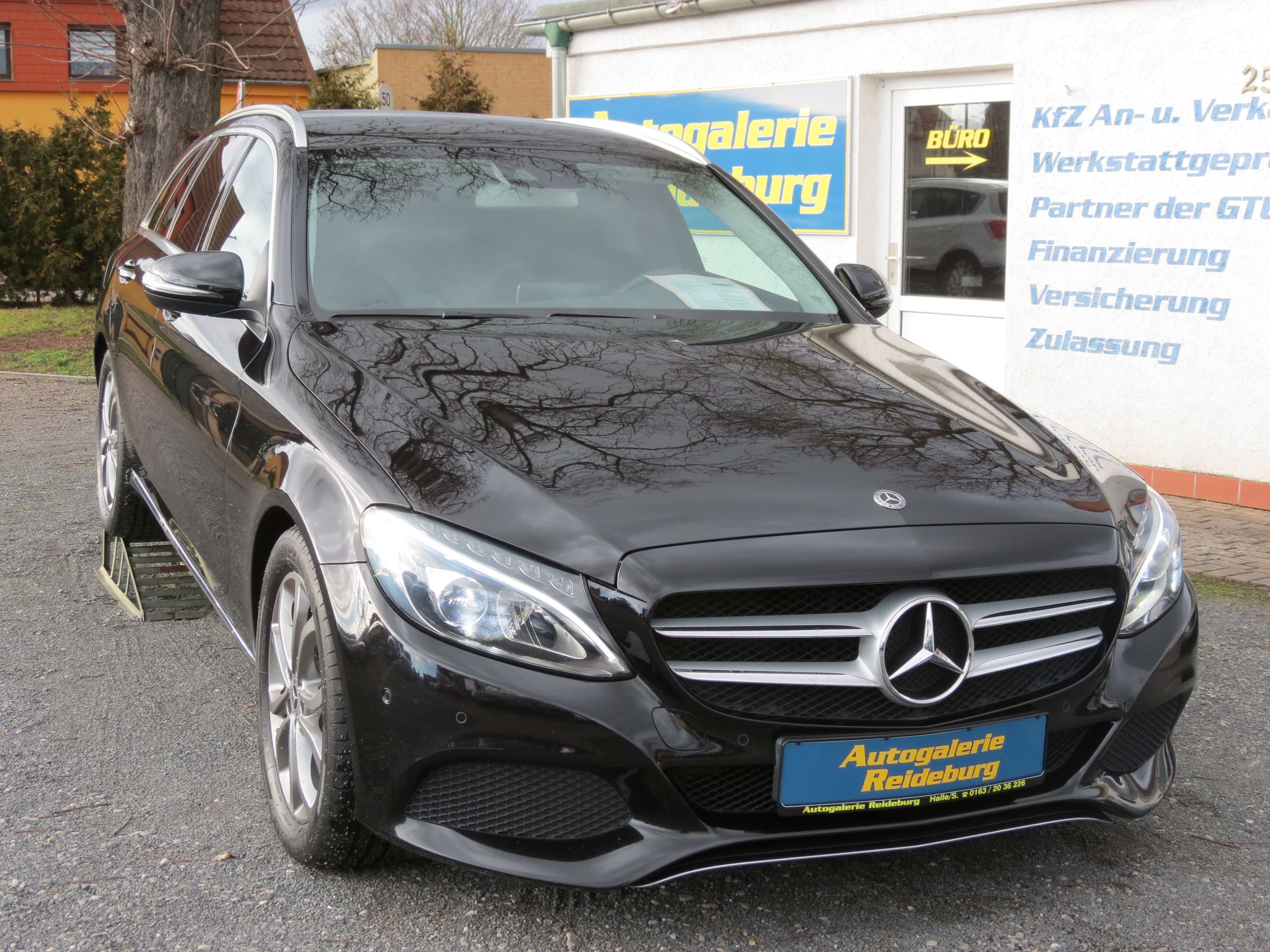 Second hand Mercedes Benz C-Class 