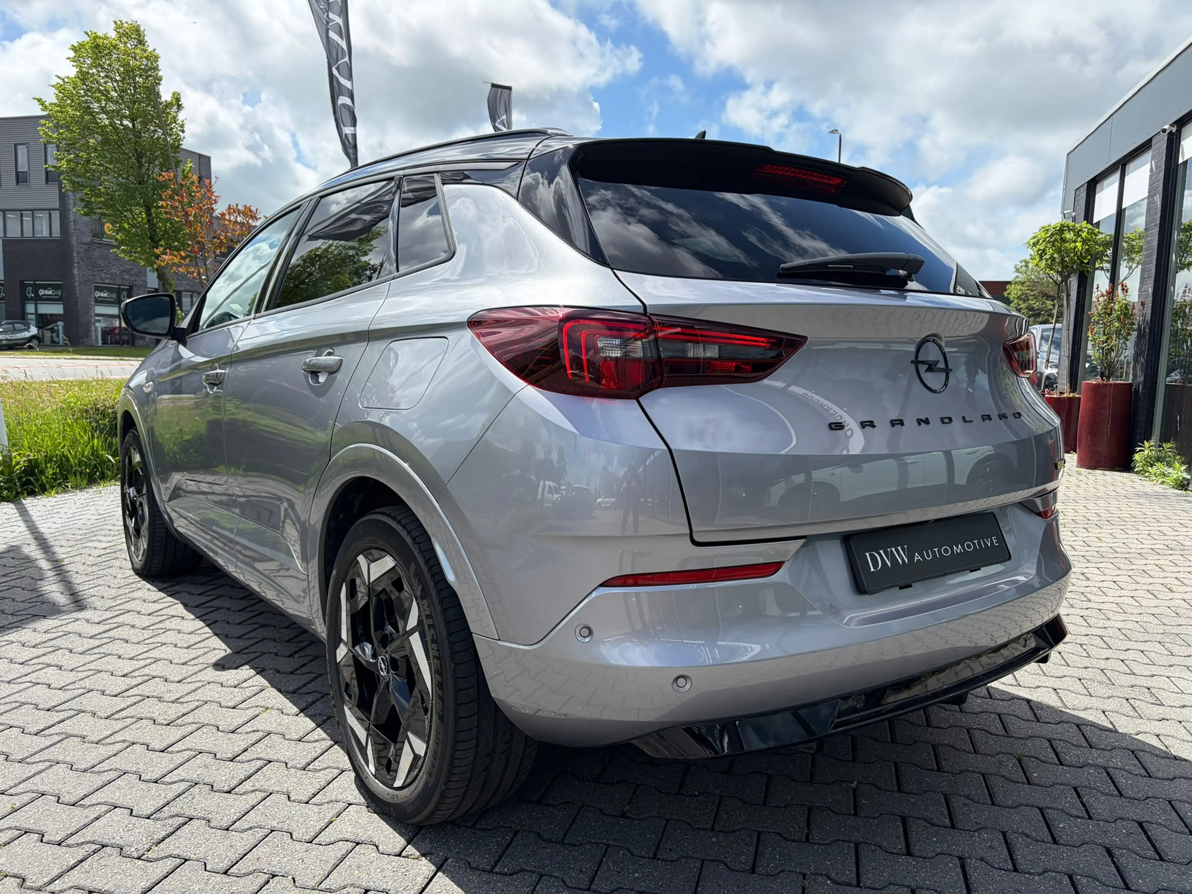 Opel Grandland 1.6 Turbo Plug-In Hybrid 4x4 GSe, 300pk — photo 2