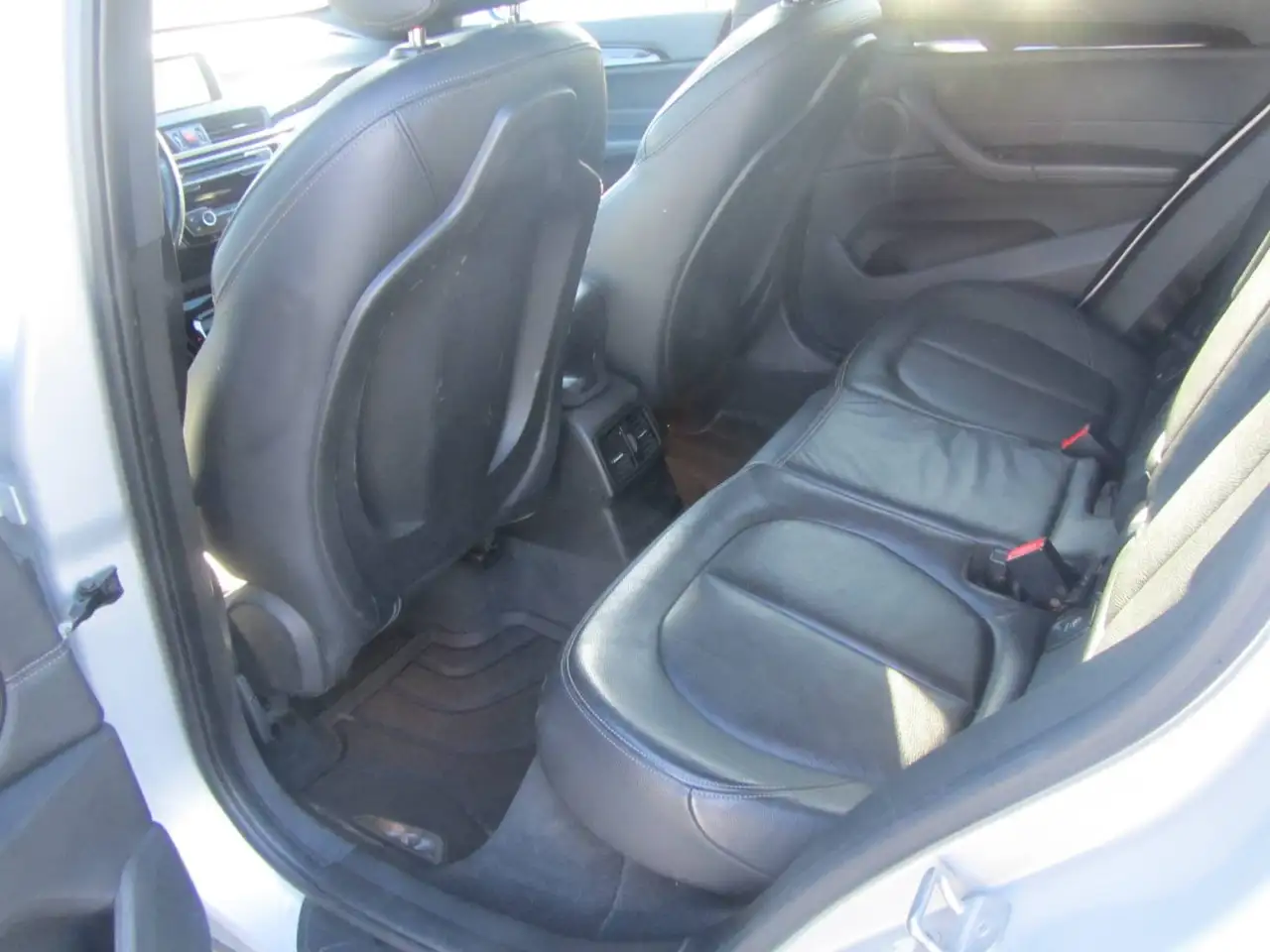 BMW X1 photo BMW X1